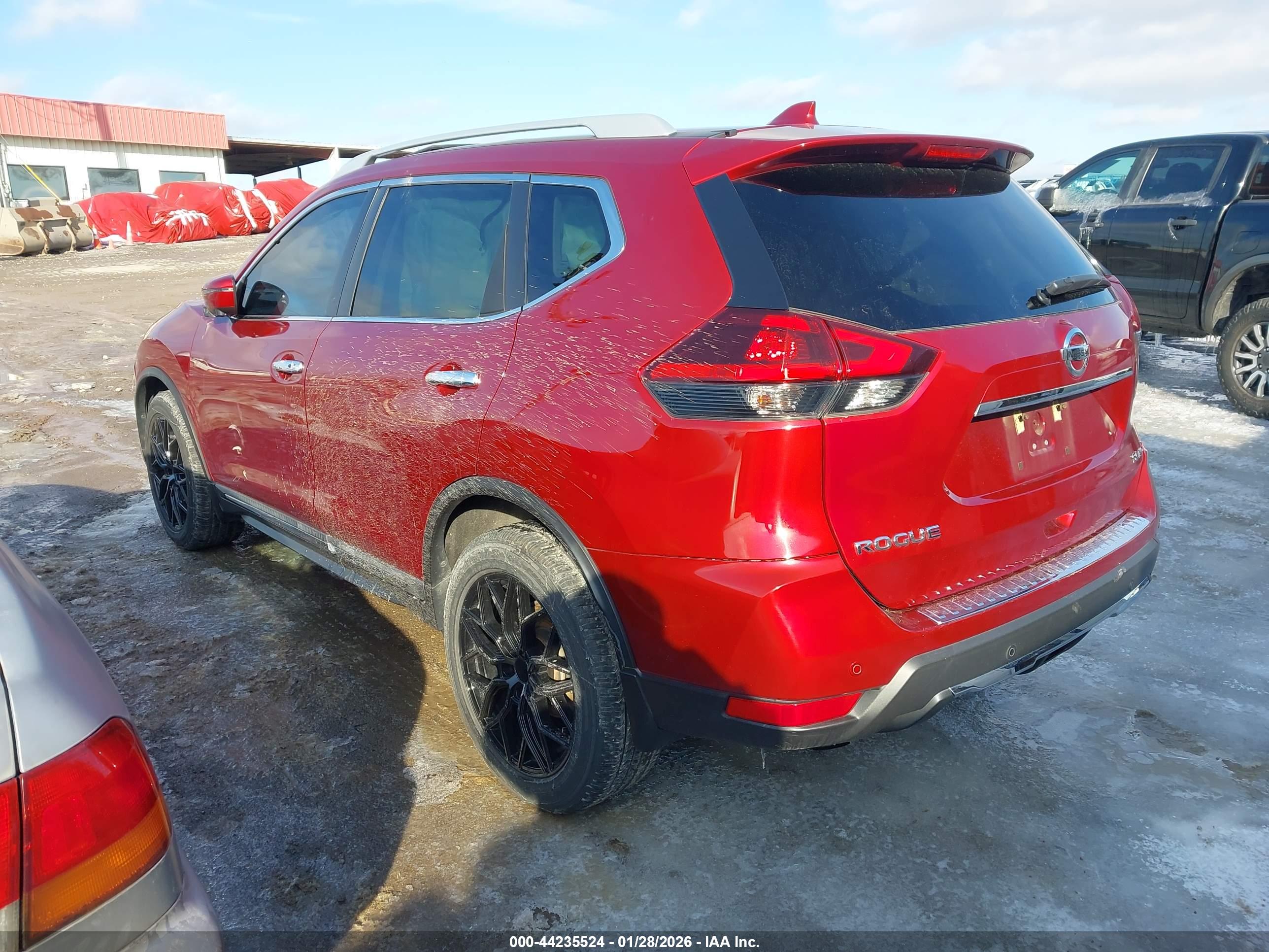 NISSAN ROGUE image 3