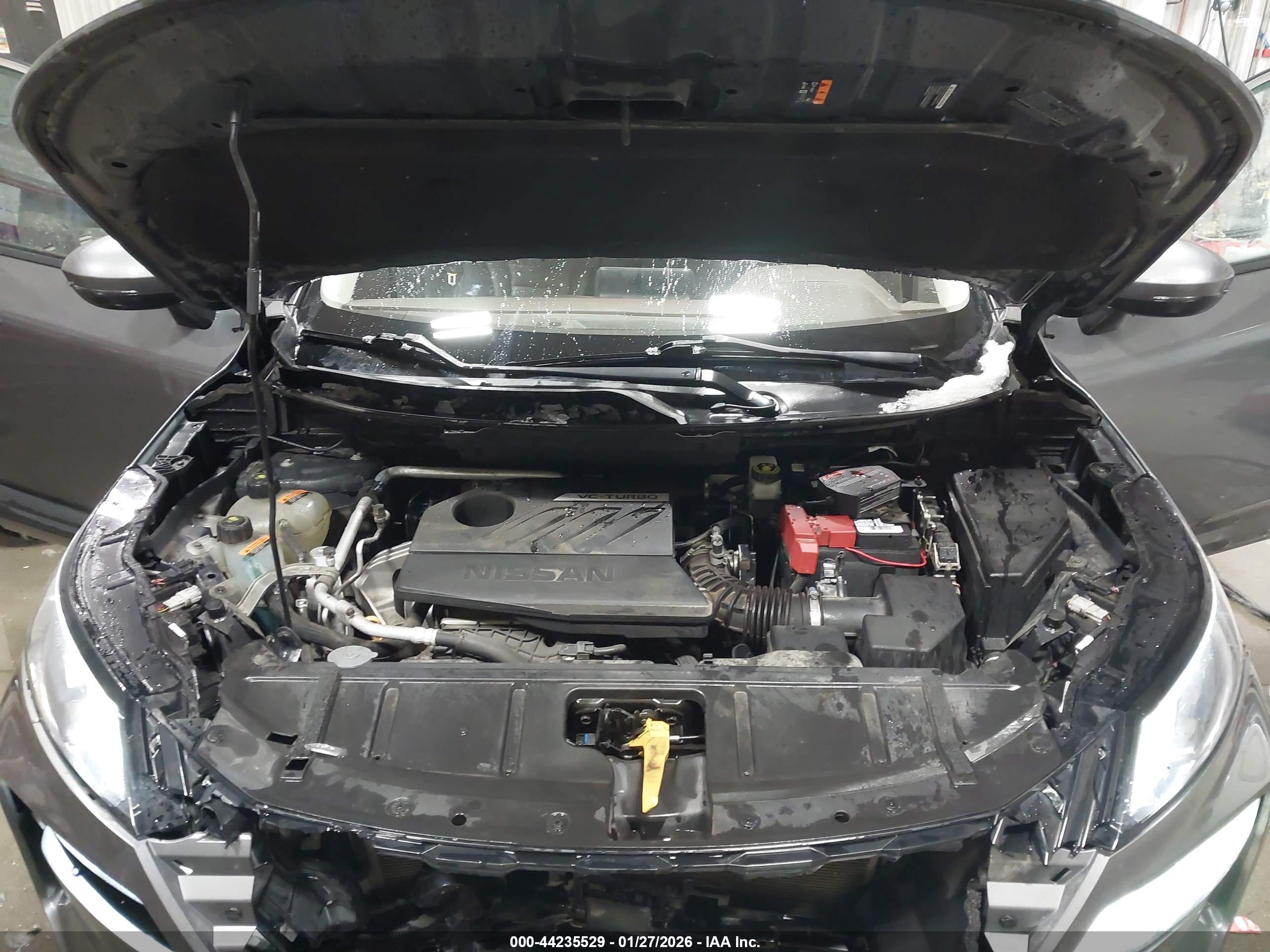 NISSAN ROGUE image 10