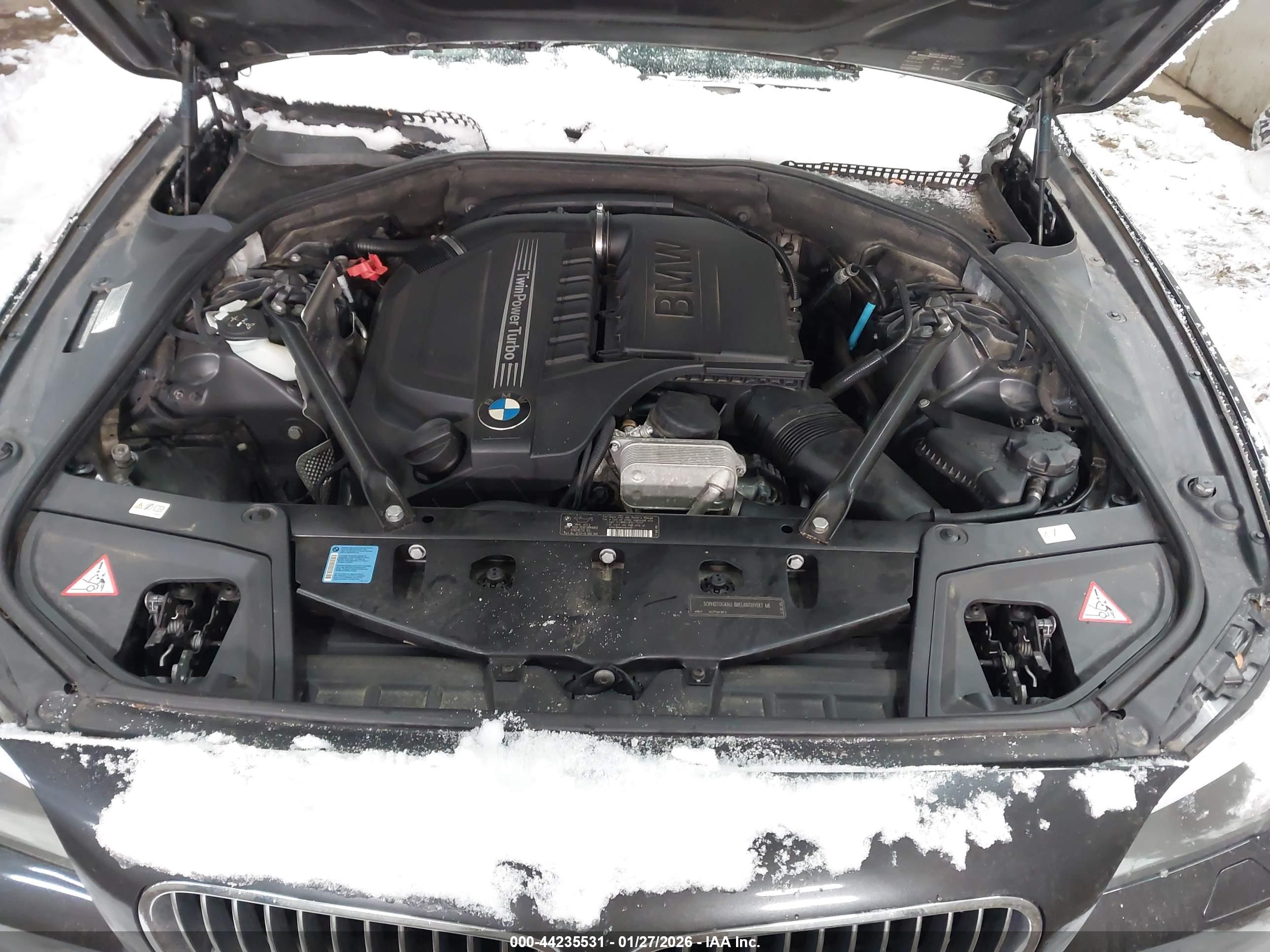 BMW 535I image 10