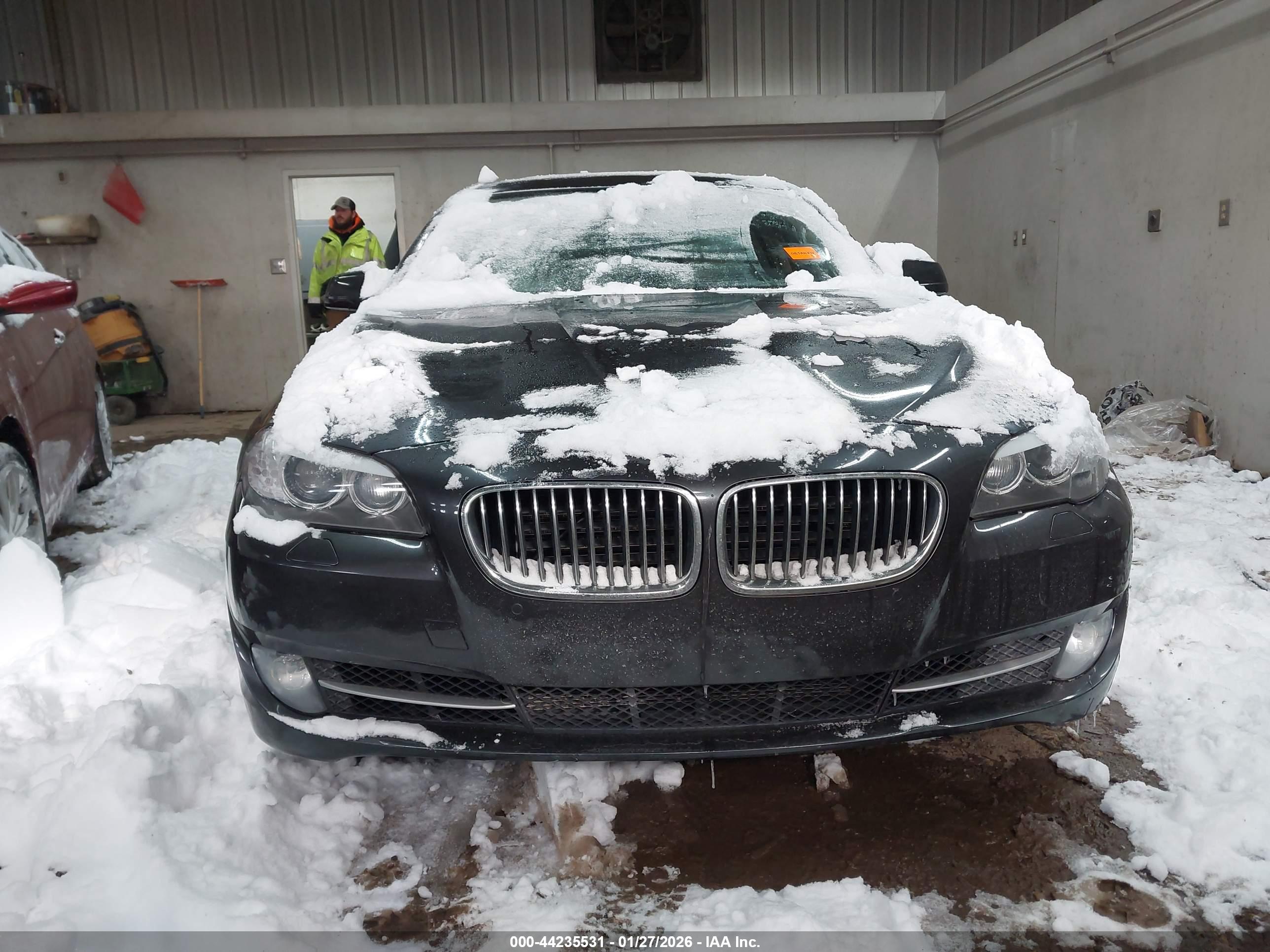 BMW 535I image 6