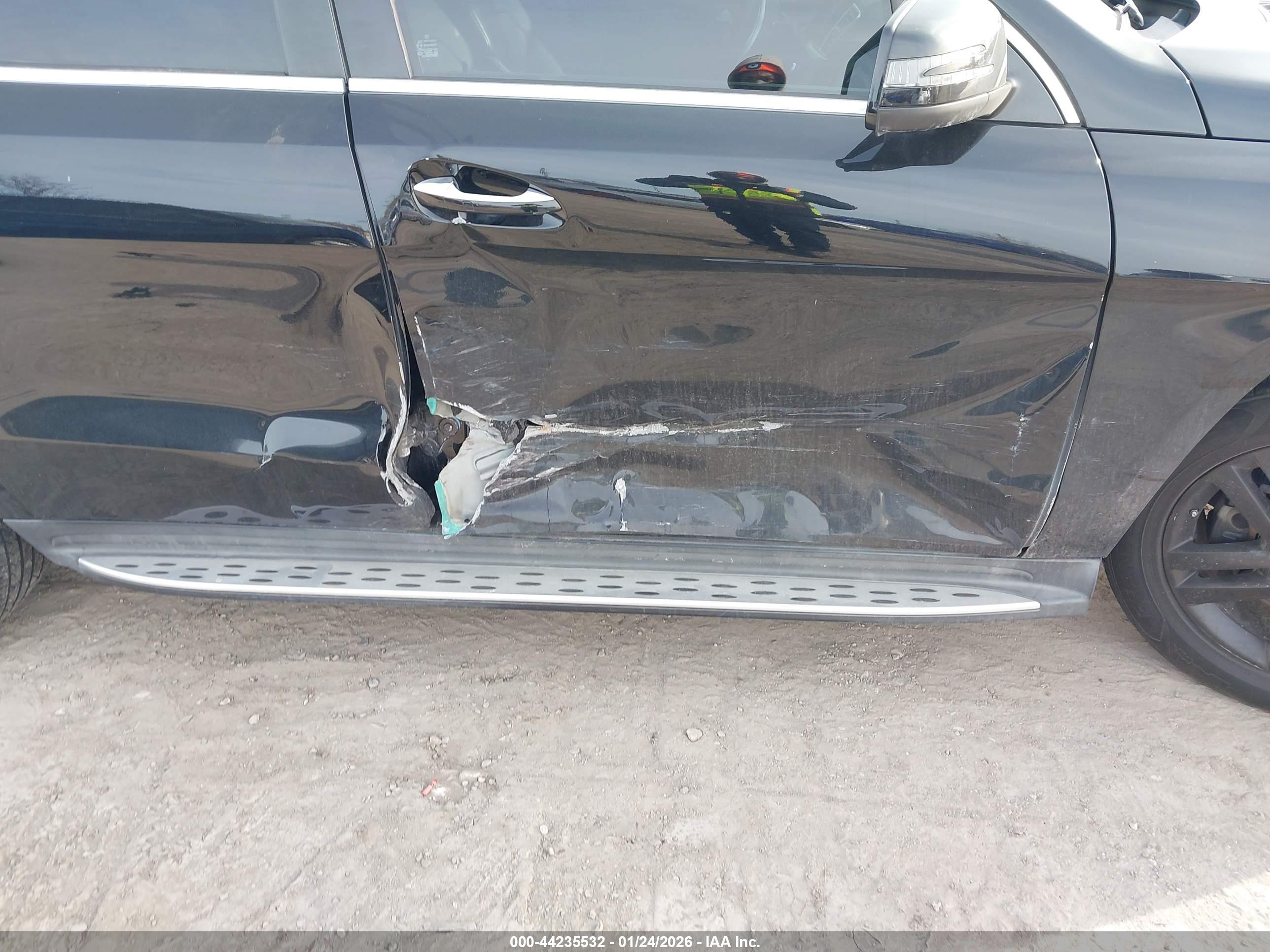 MERCEDES-BENZ GL image 6