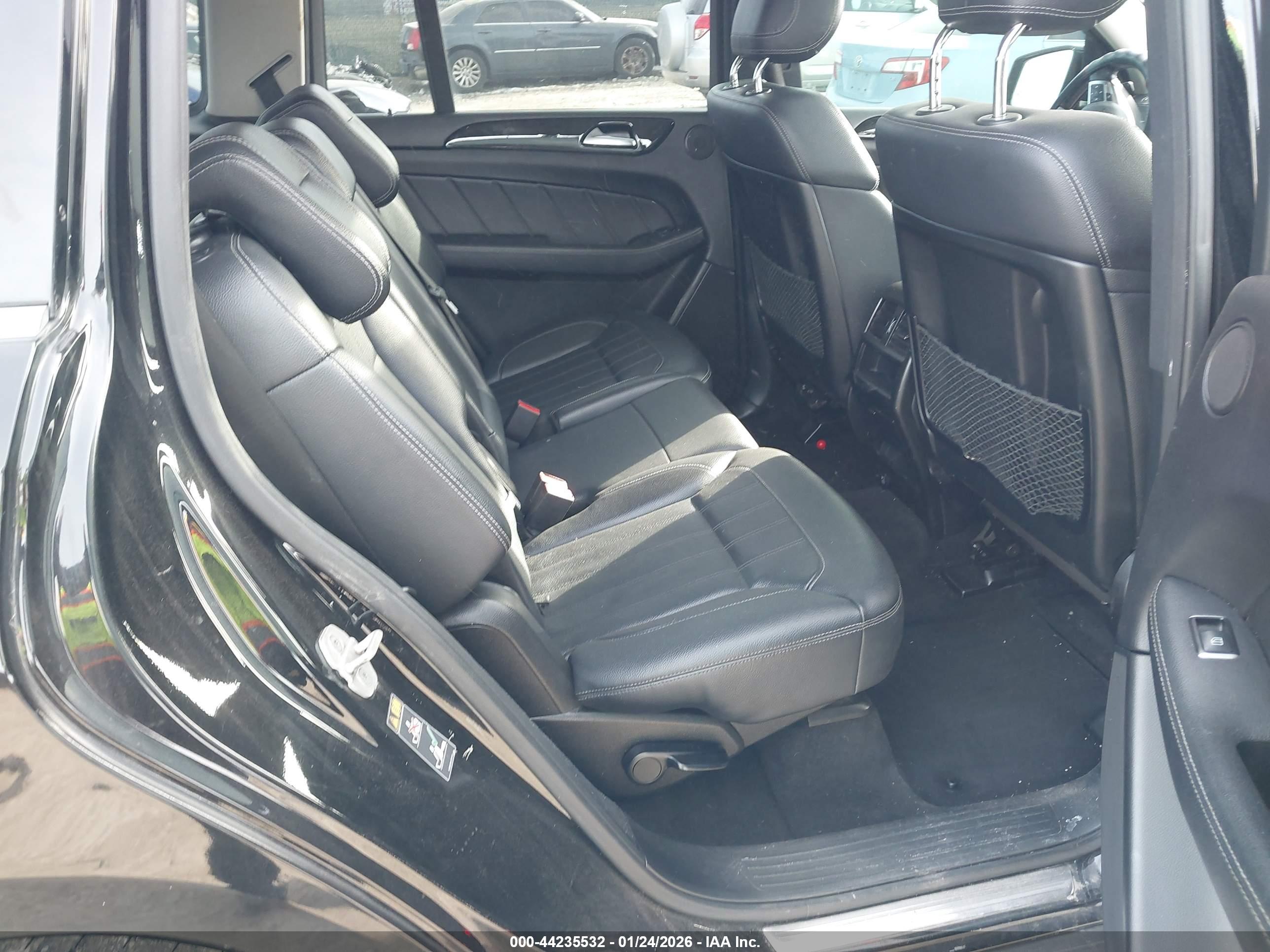 MERCEDES-BENZ GL image 8