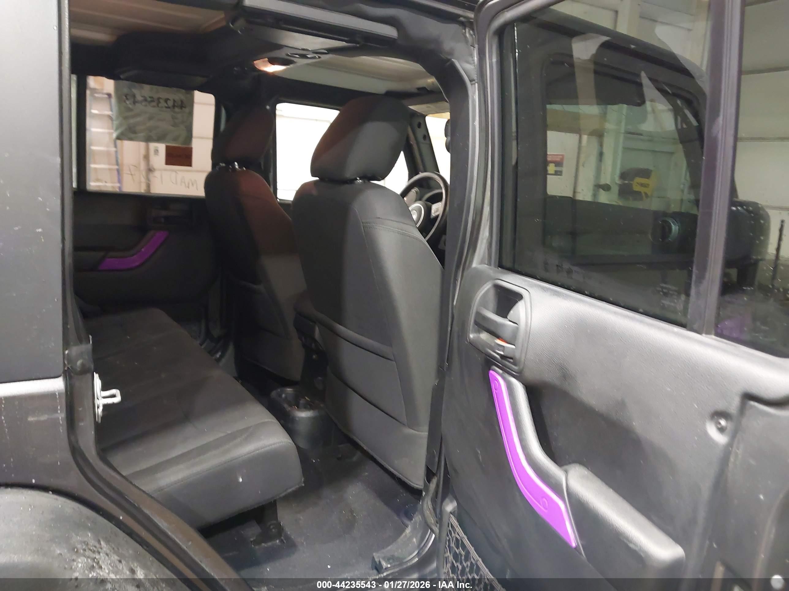 JEEP WRANGLER image 8