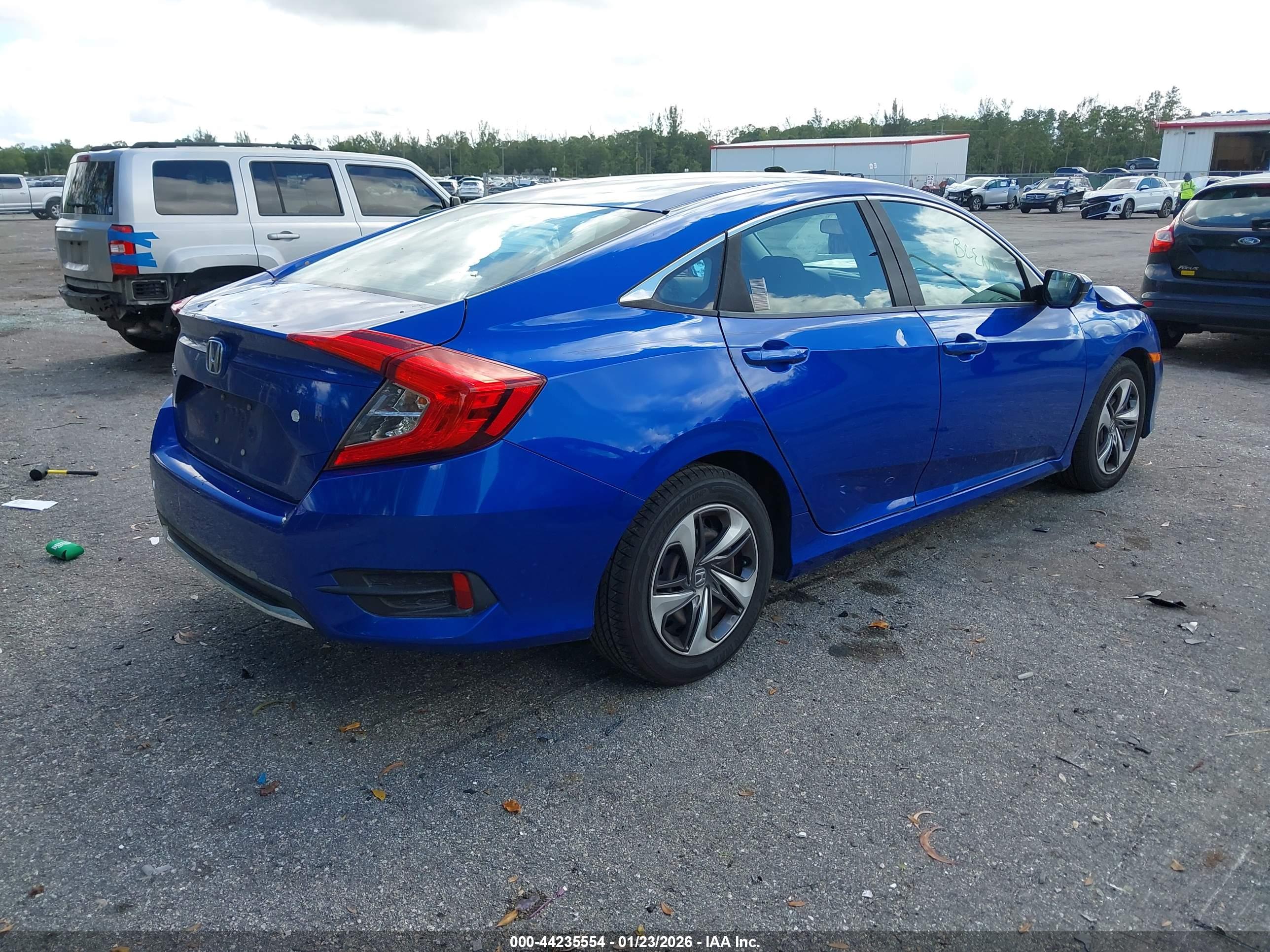 HONDA CIVIC image 4