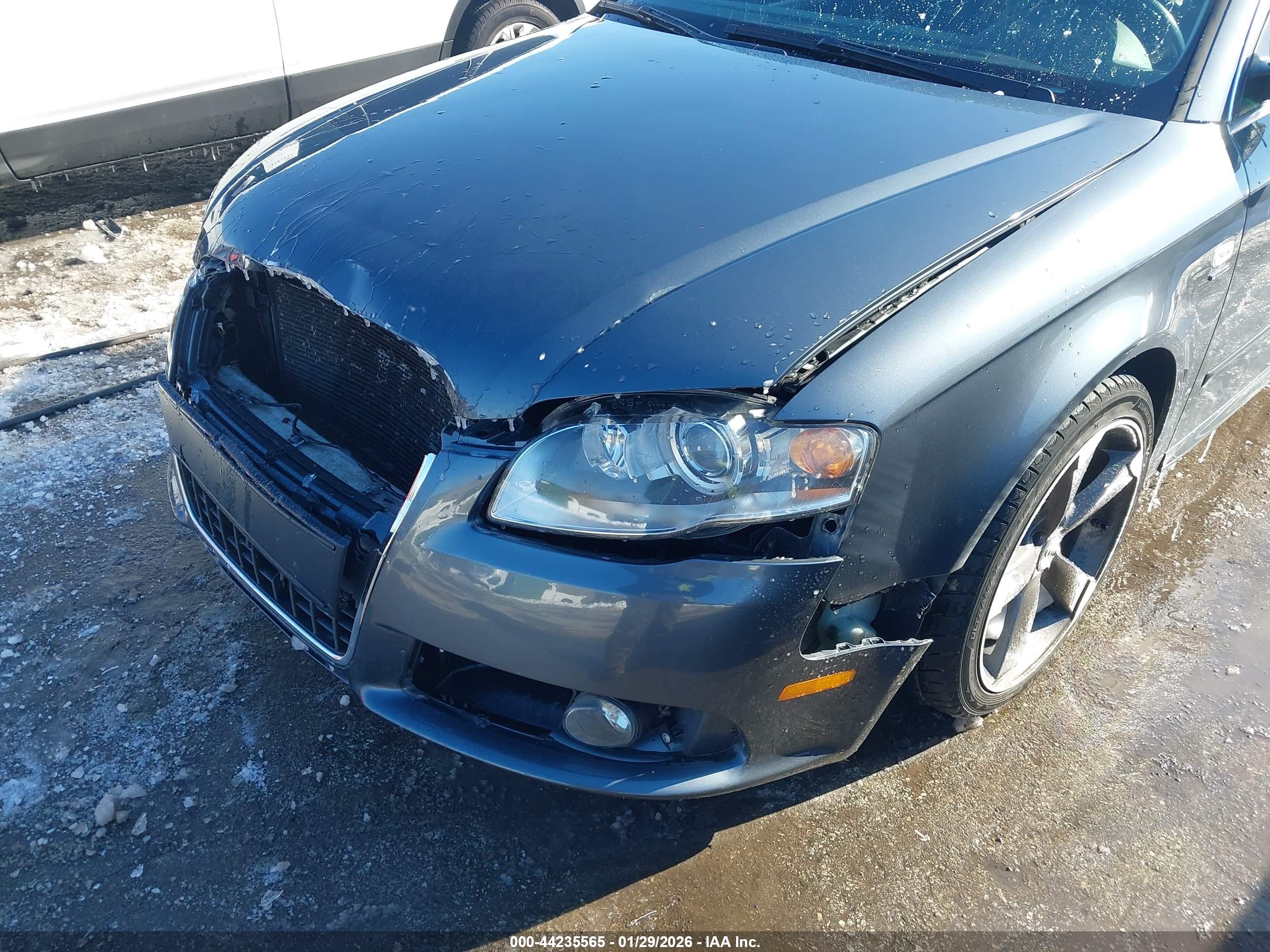 AUDI A4 image 6