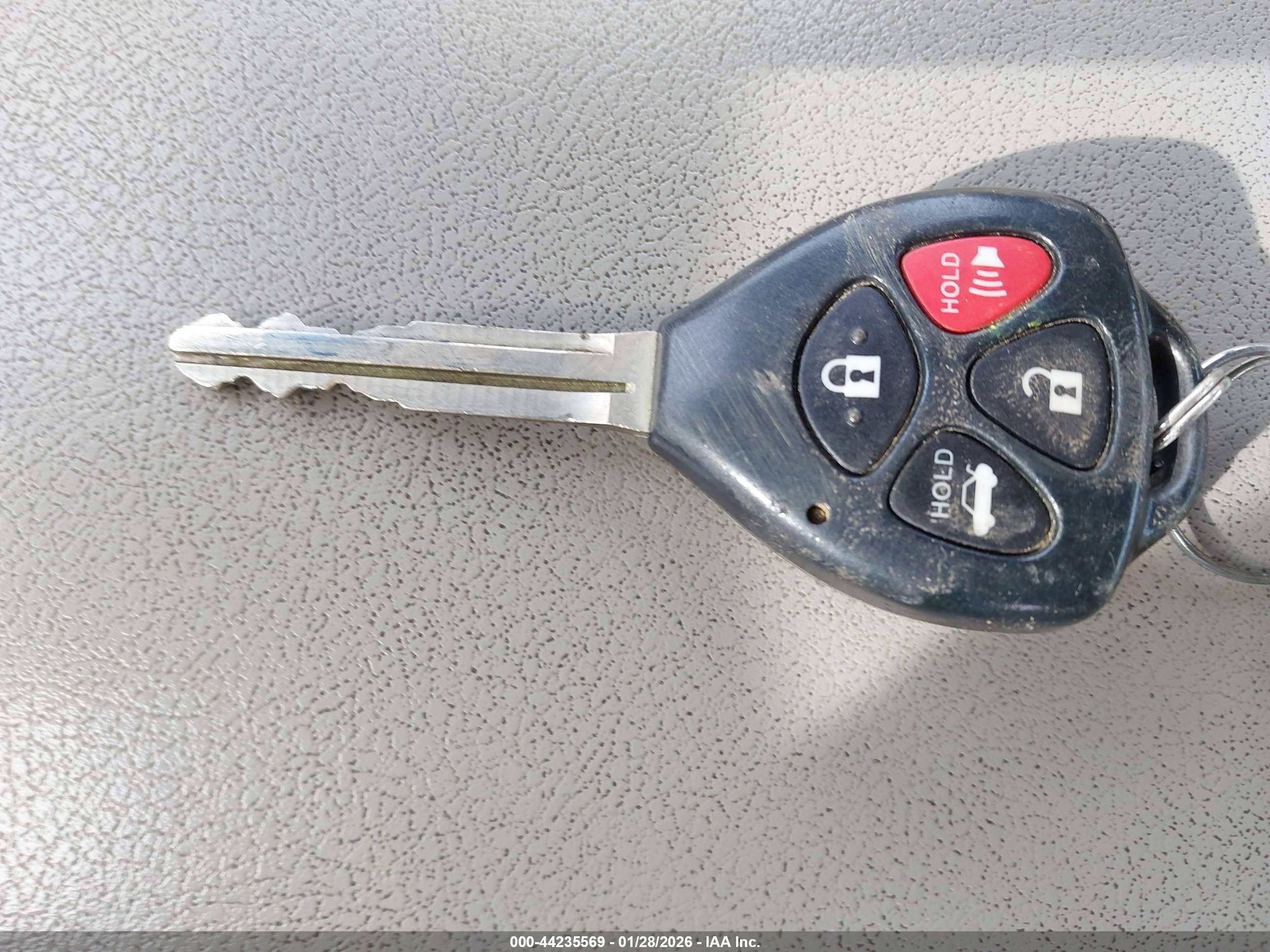 TOYOTA CAMRY image 11