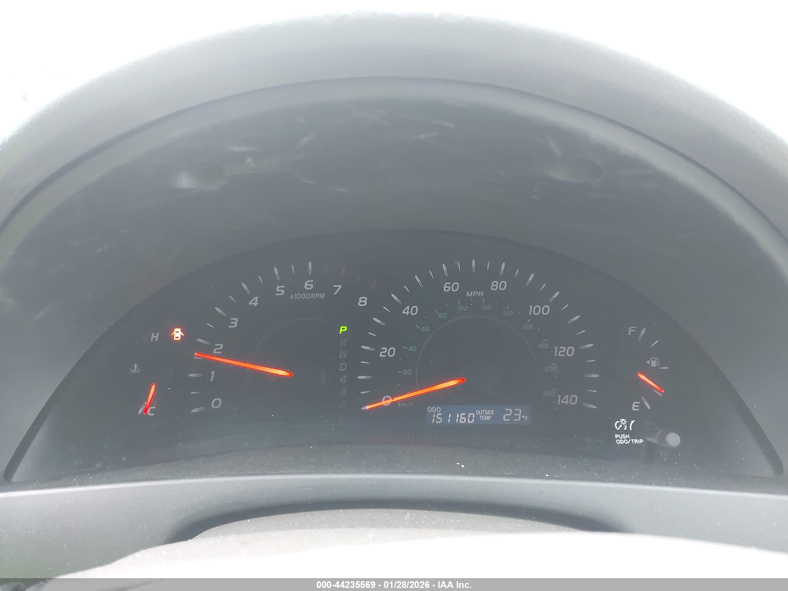 TOYOTA CAMRY image 7