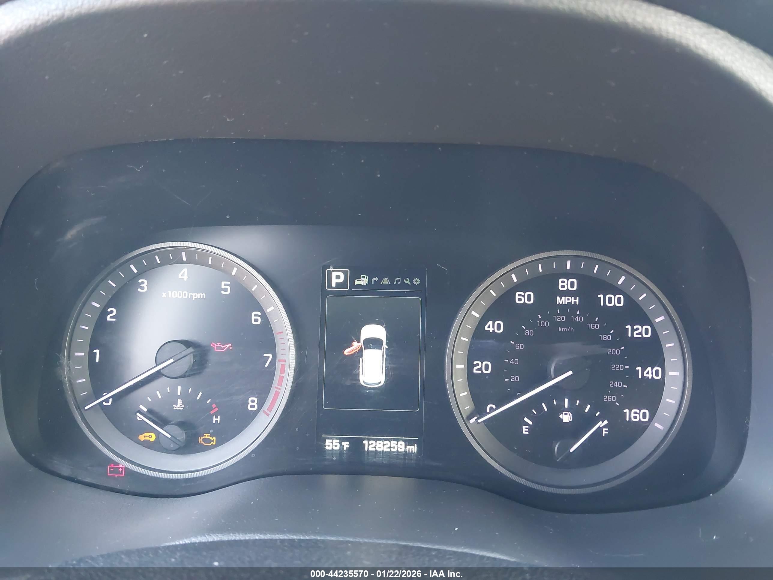 HYUNDAI TUCSON image 7