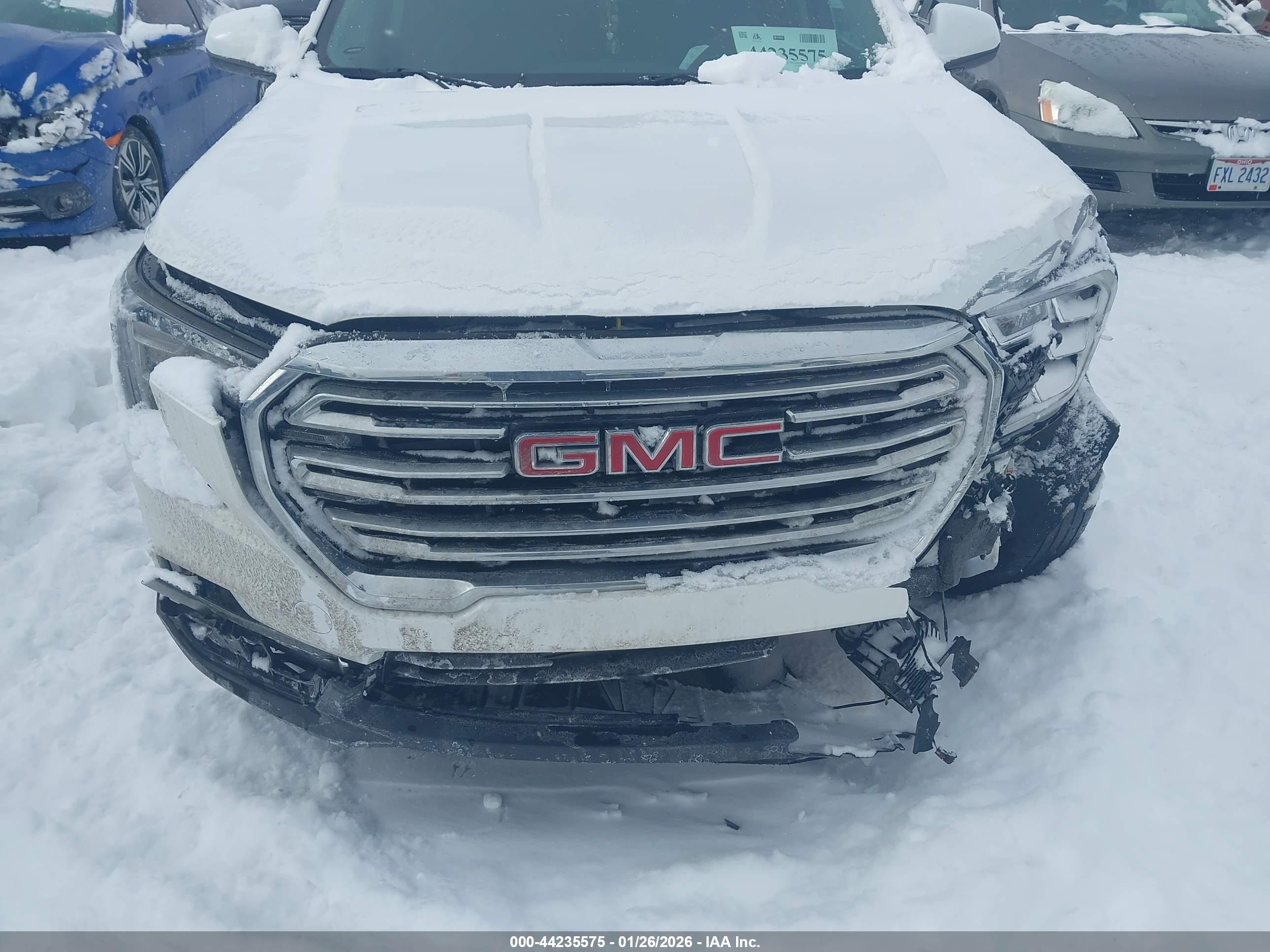 GMC TERRAIN image 6