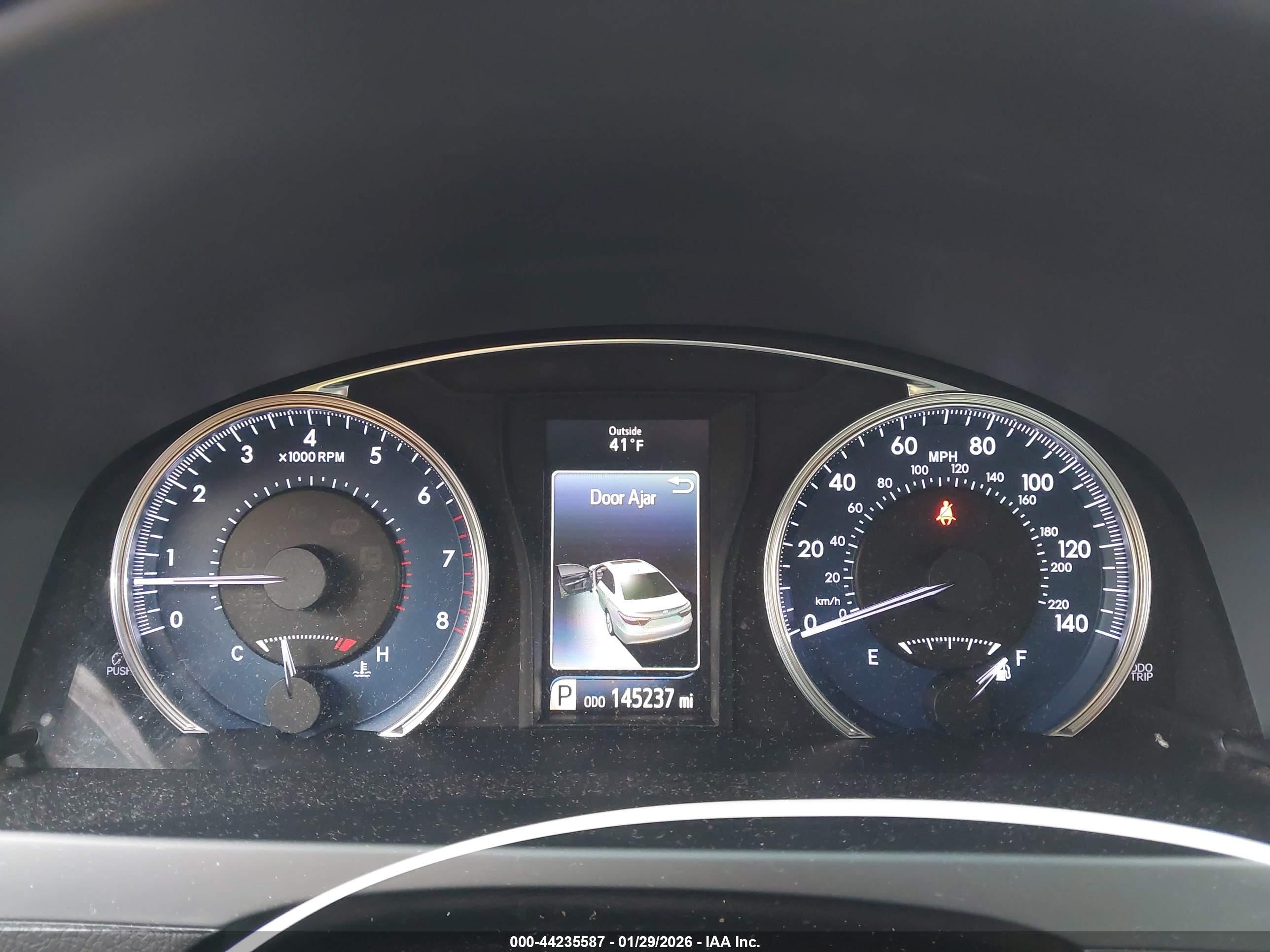 TOYOTA CAMRY image 7