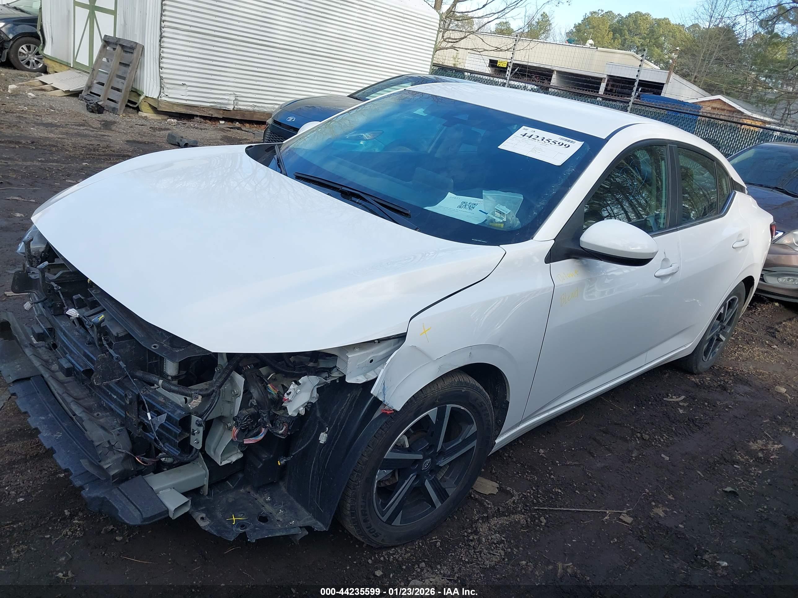 NISSAN SENTRA image 2