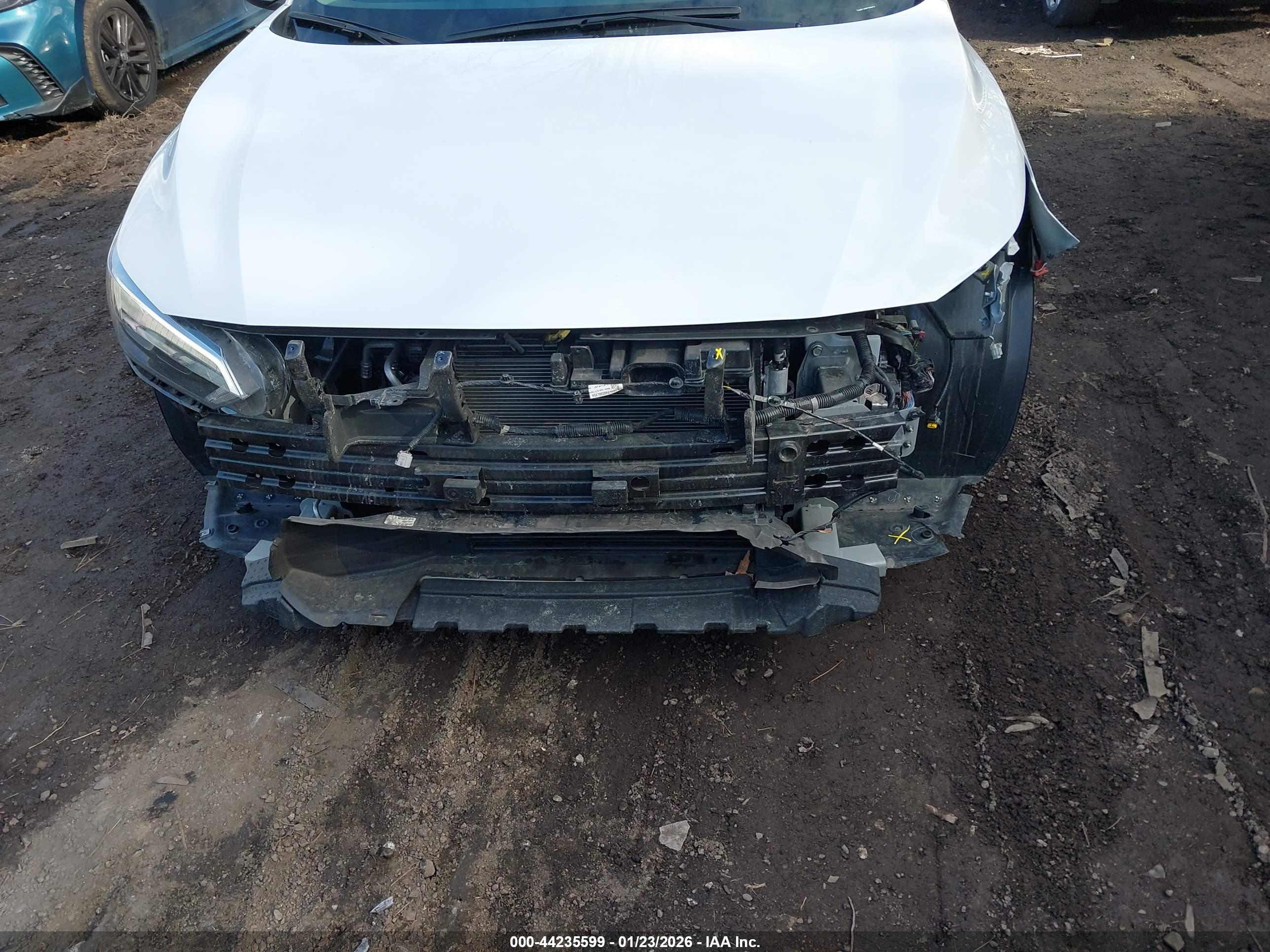 NISSAN SENTRA image 6