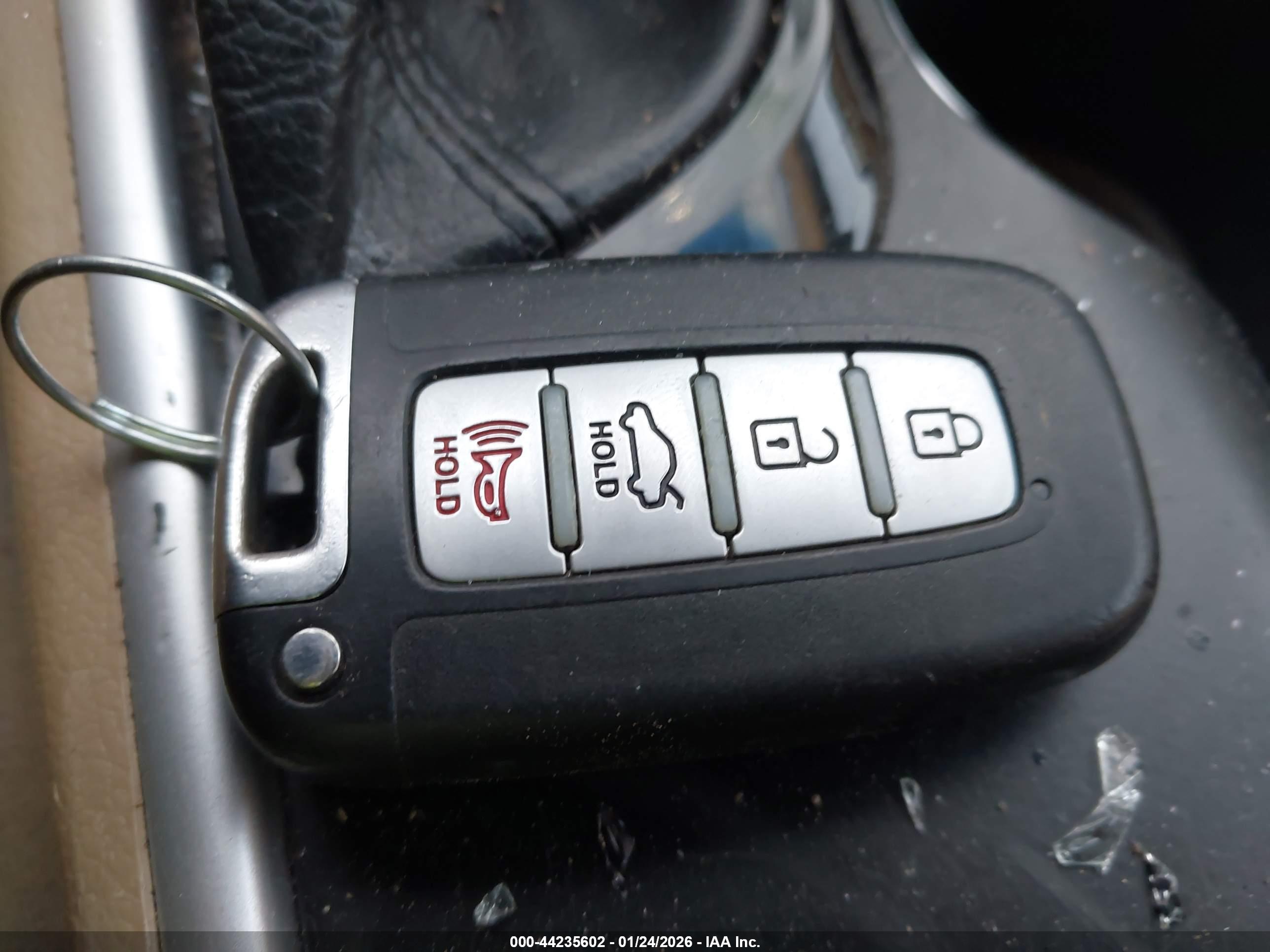 HYUNDAI SONATA image 11