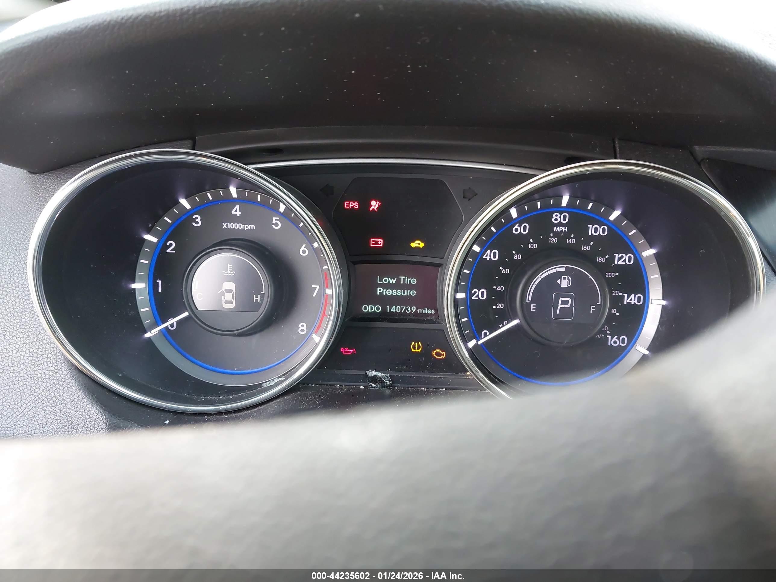 HYUNDAI SONATA image 7
