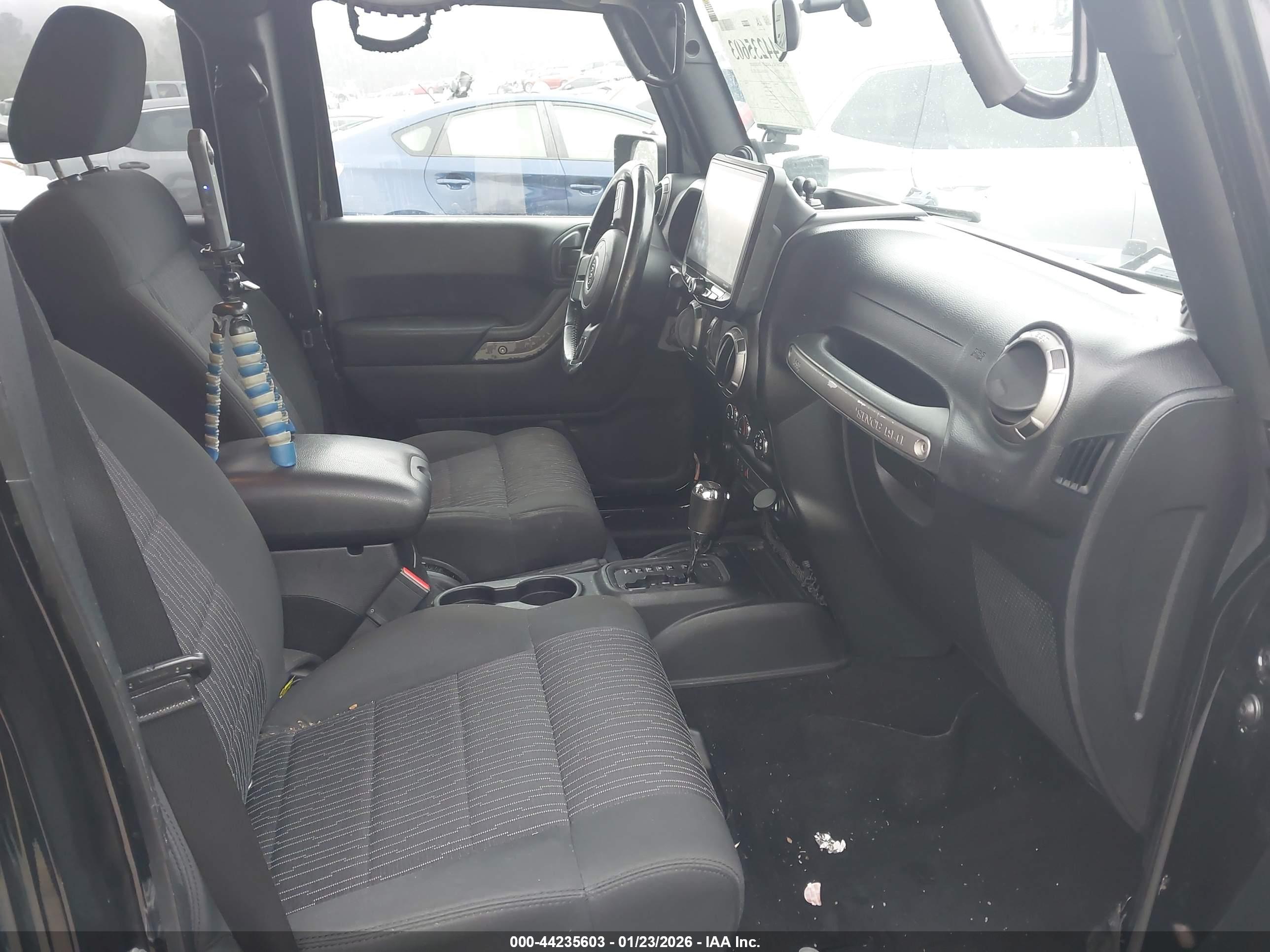 JEEP WRANGLER image 5