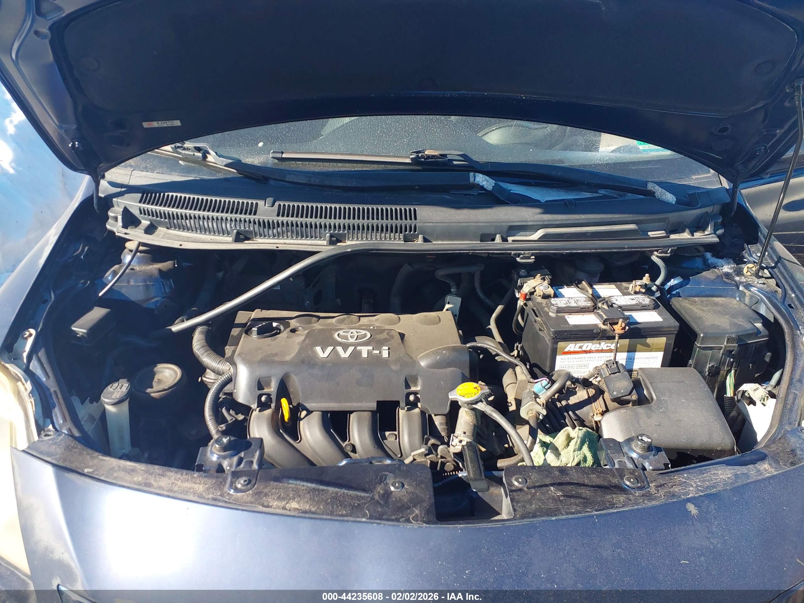 TOYOTA YARIS image 10
