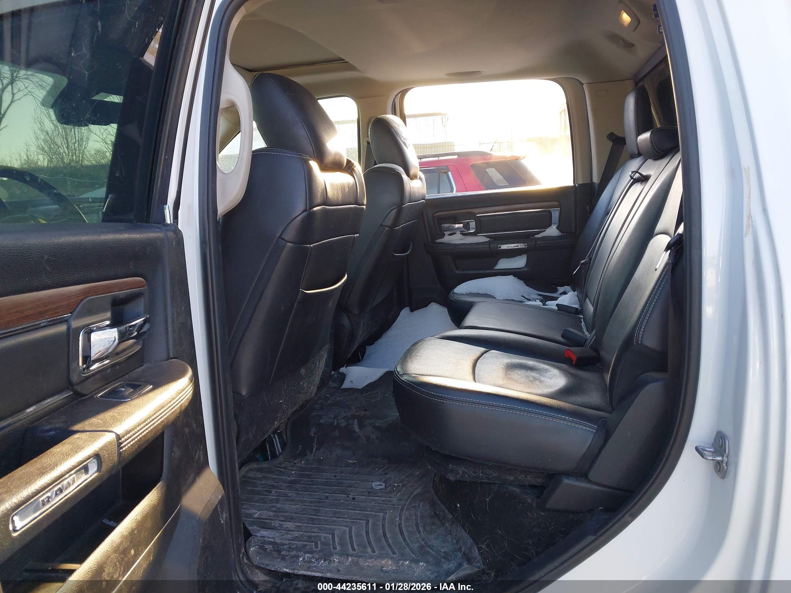 RAM 2500 image 8