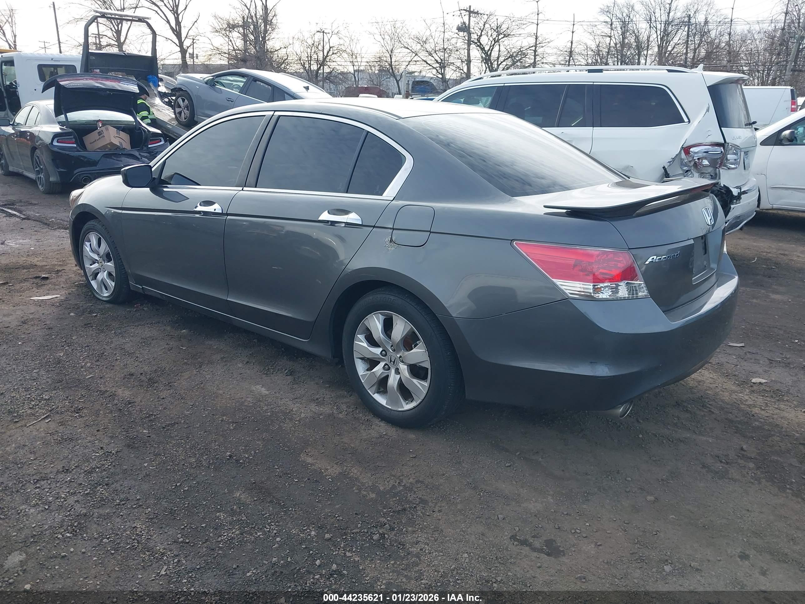 HONDA ACCORD image 3