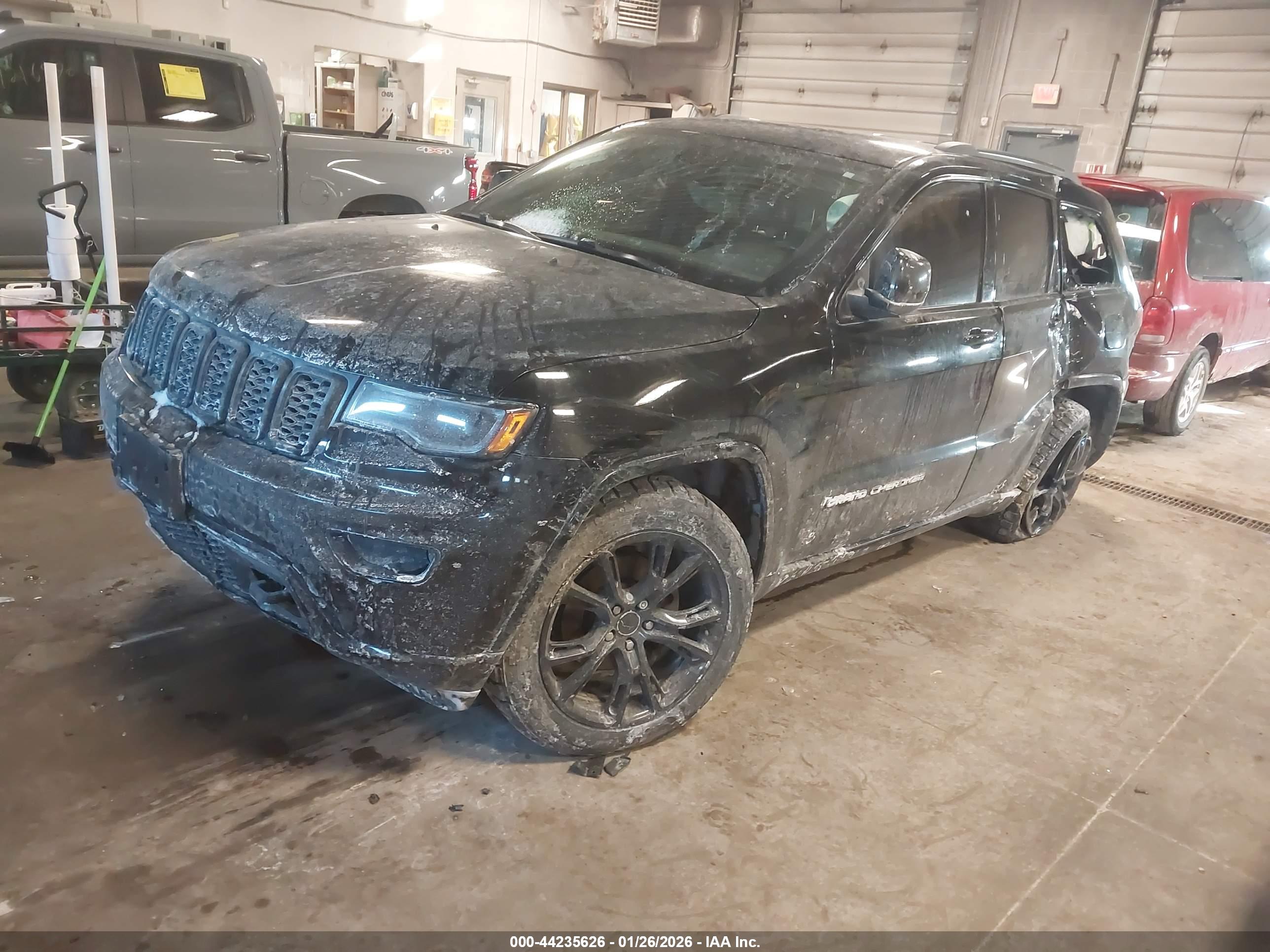 JEEP GRAND image 2