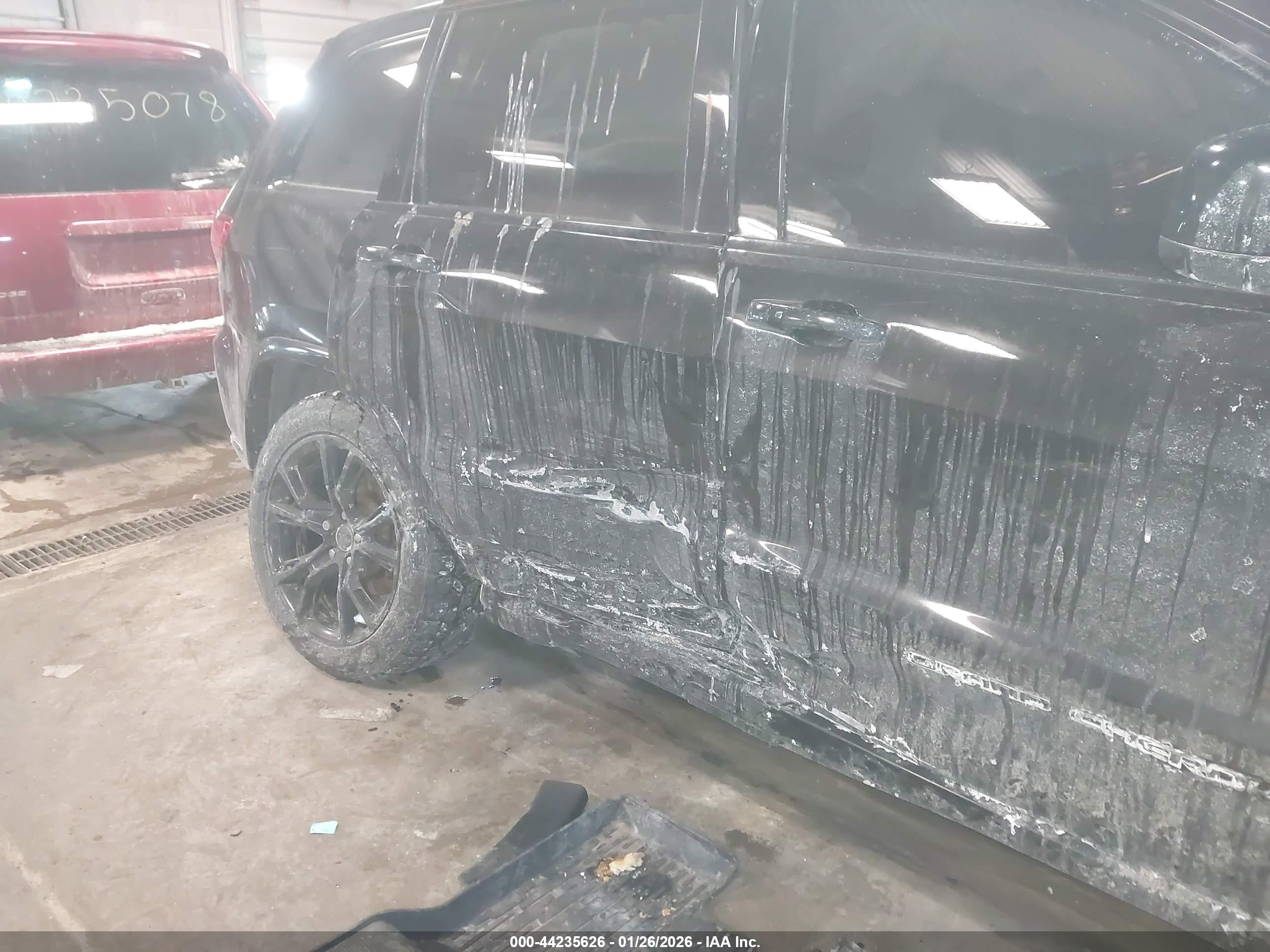 JEEP GRAND image 6