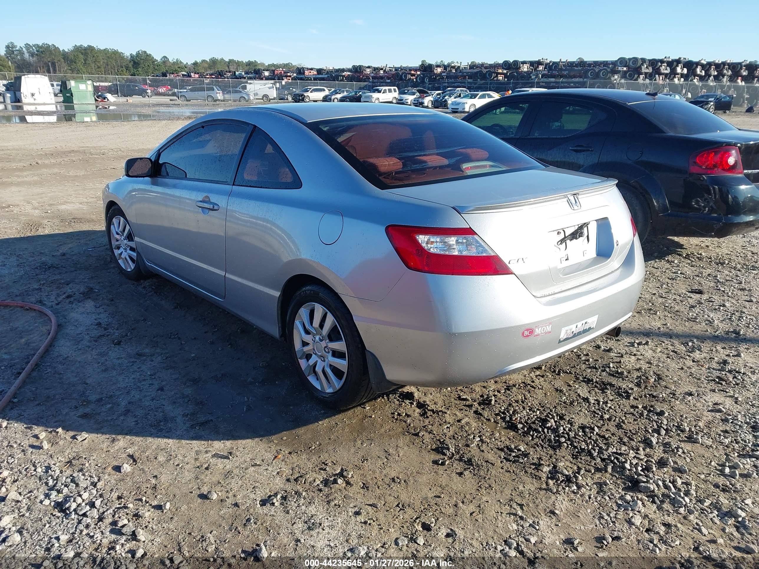 HONDA CIVIC image 3