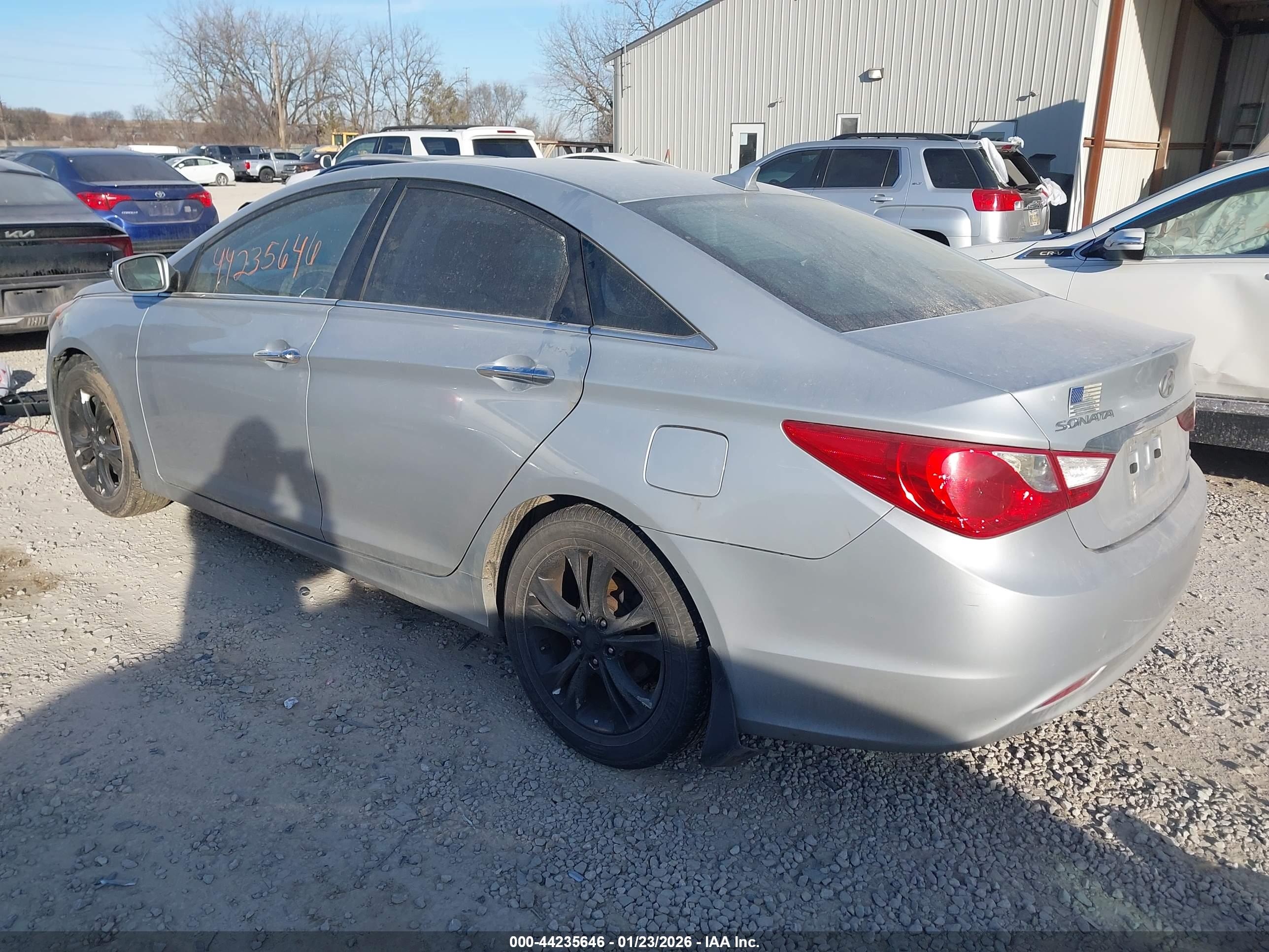 HYUNDAI SONATA image 3