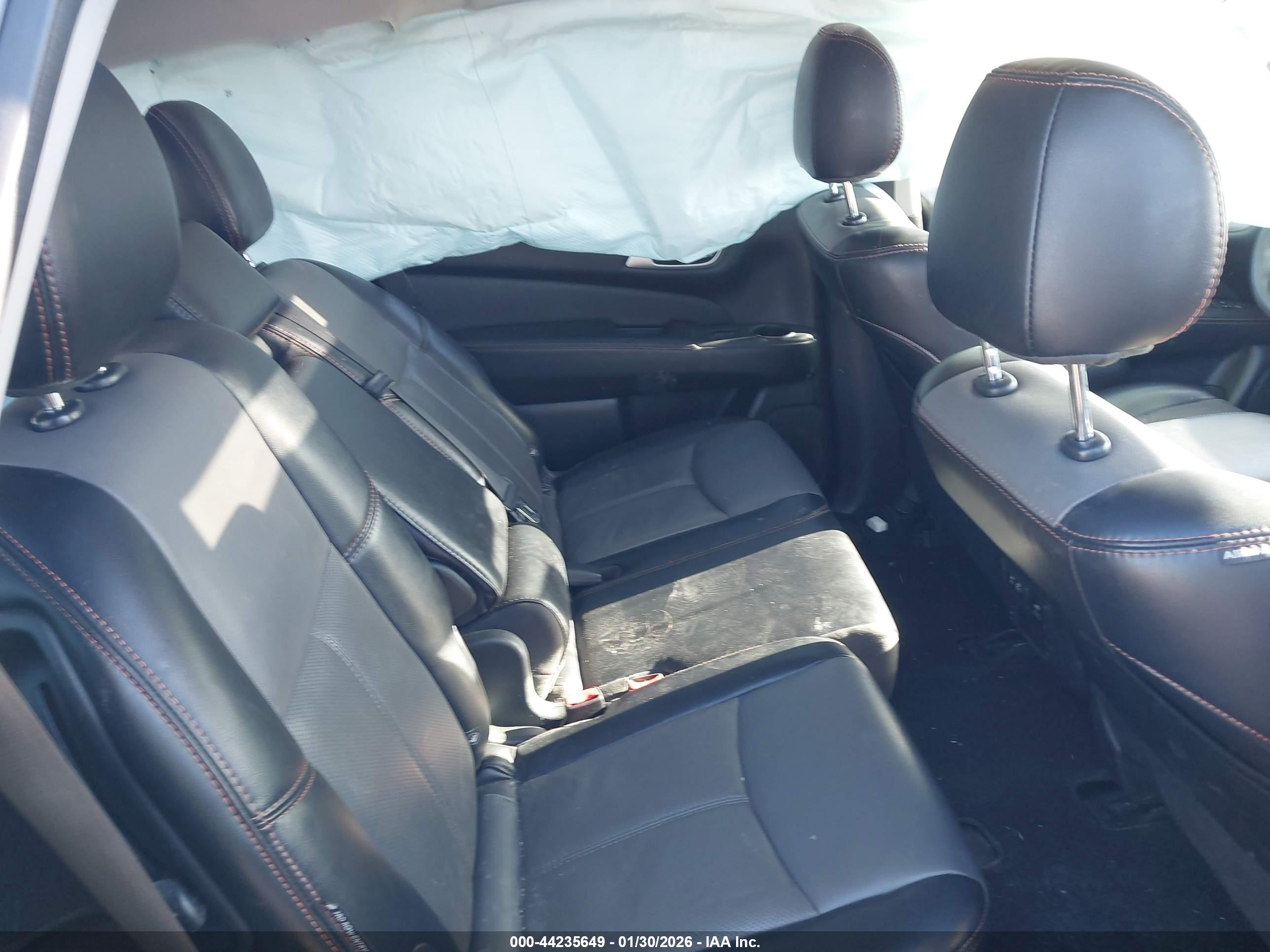 NISSAN PATHFINDER image 8