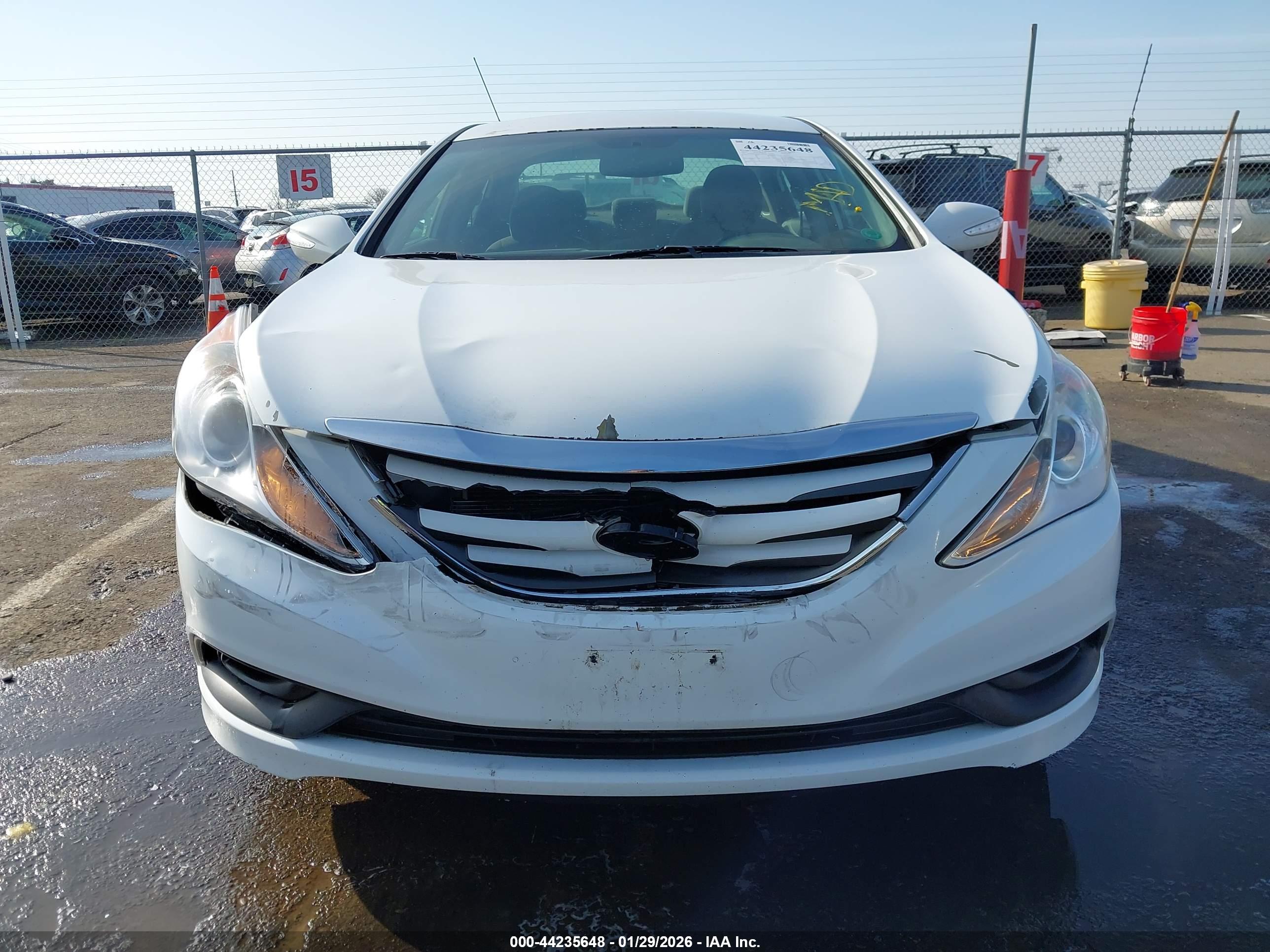 HYUNDAI SONATA image 6