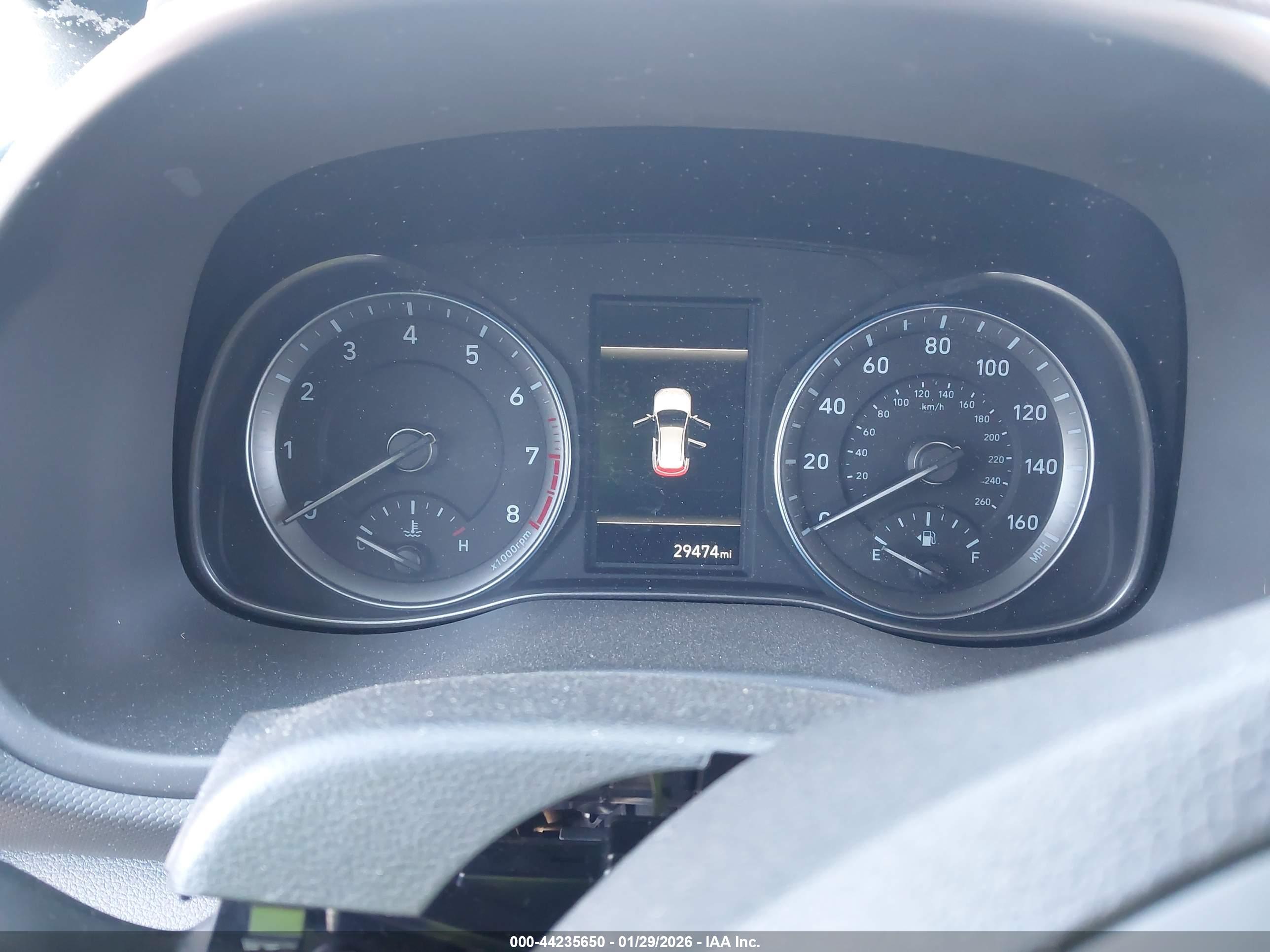 HYUNDAI KONA image 7