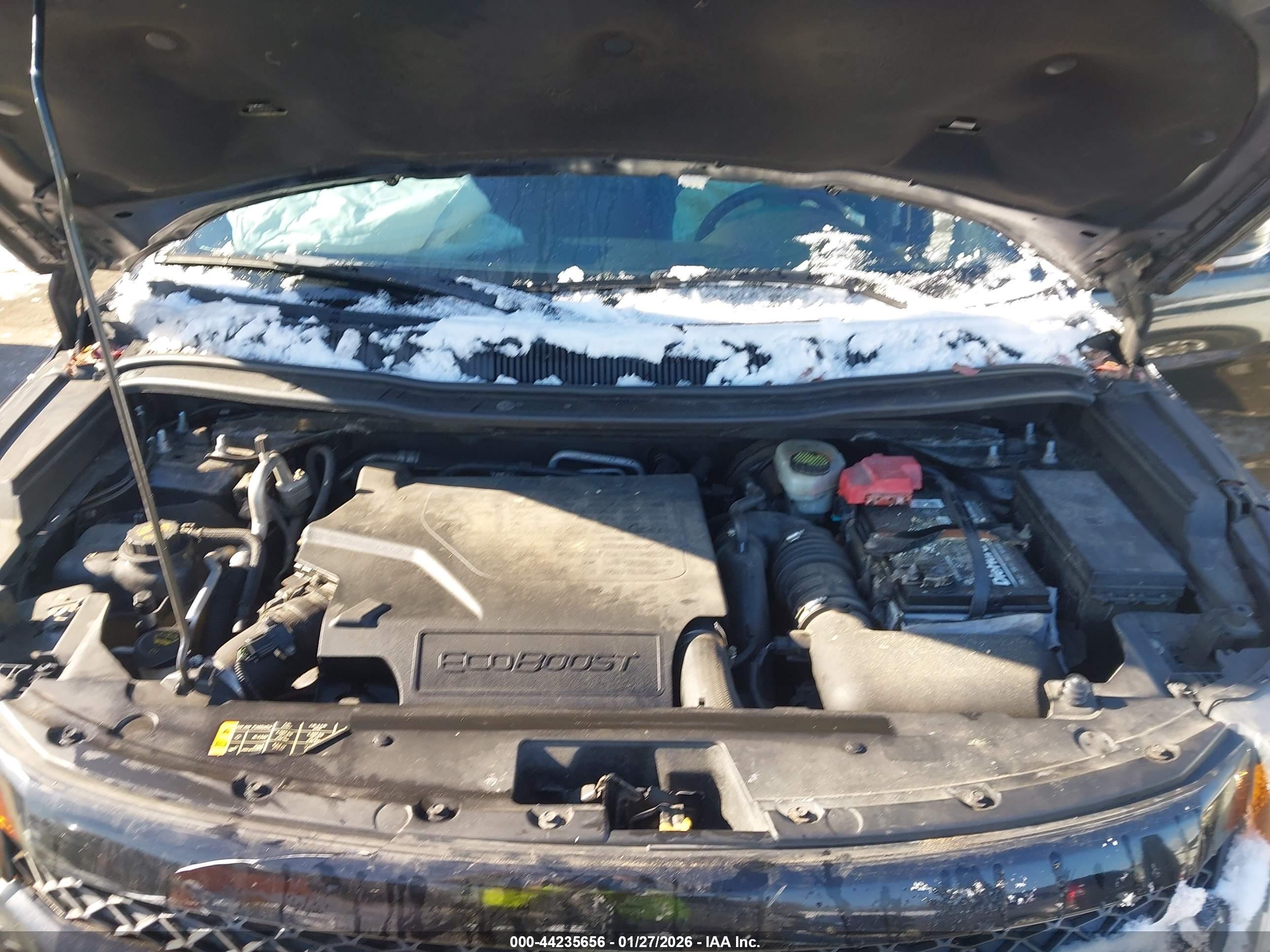 FORD EXPLORER image 10