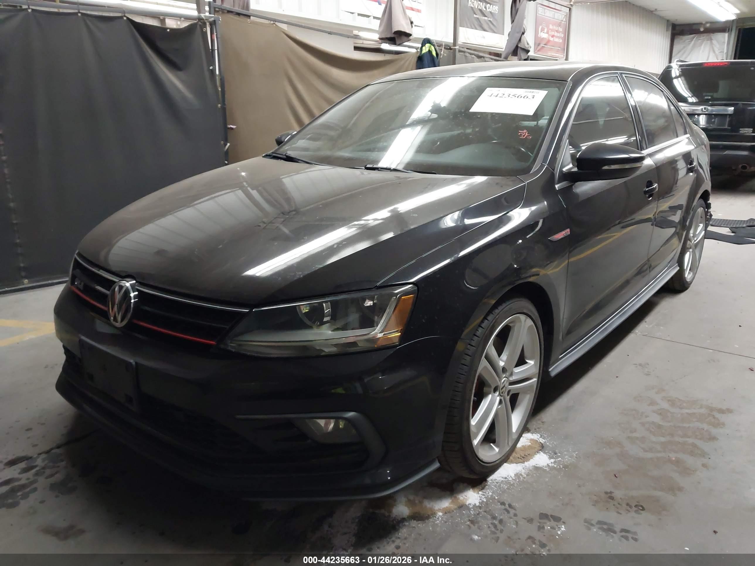 VOLKSWAGEN JETTA image 2