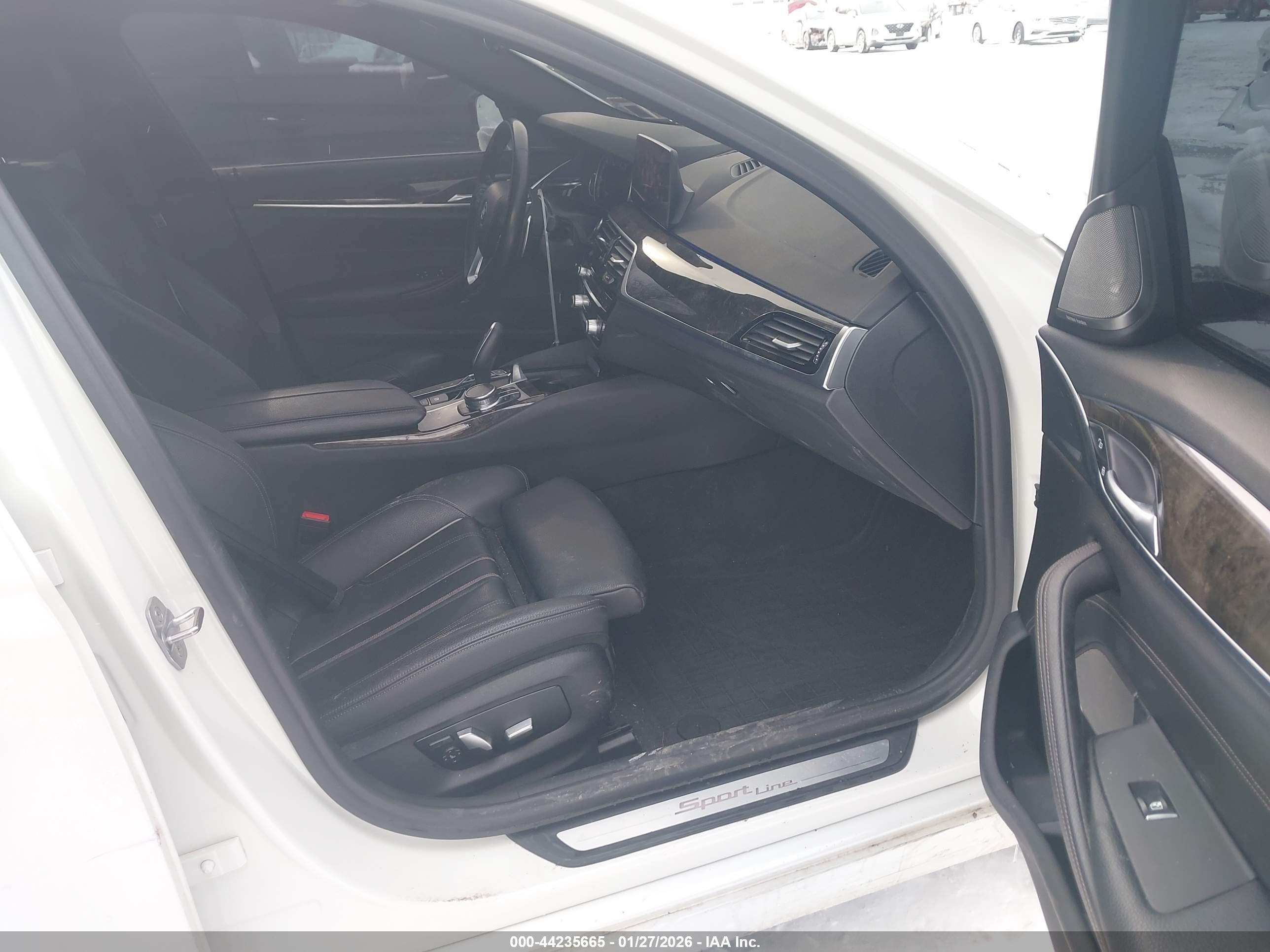 BMW 530I image 5