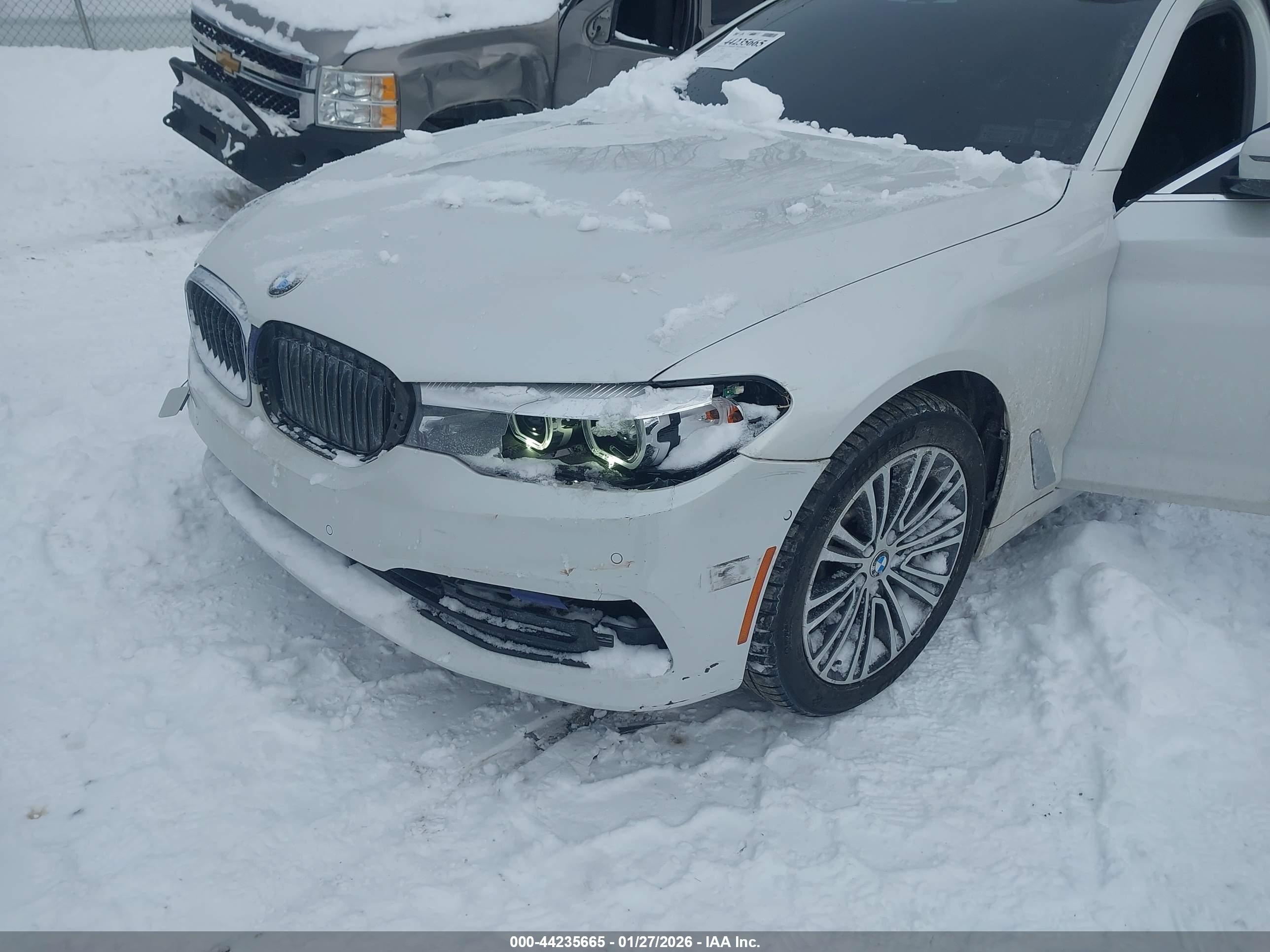 BMW 530I image 6