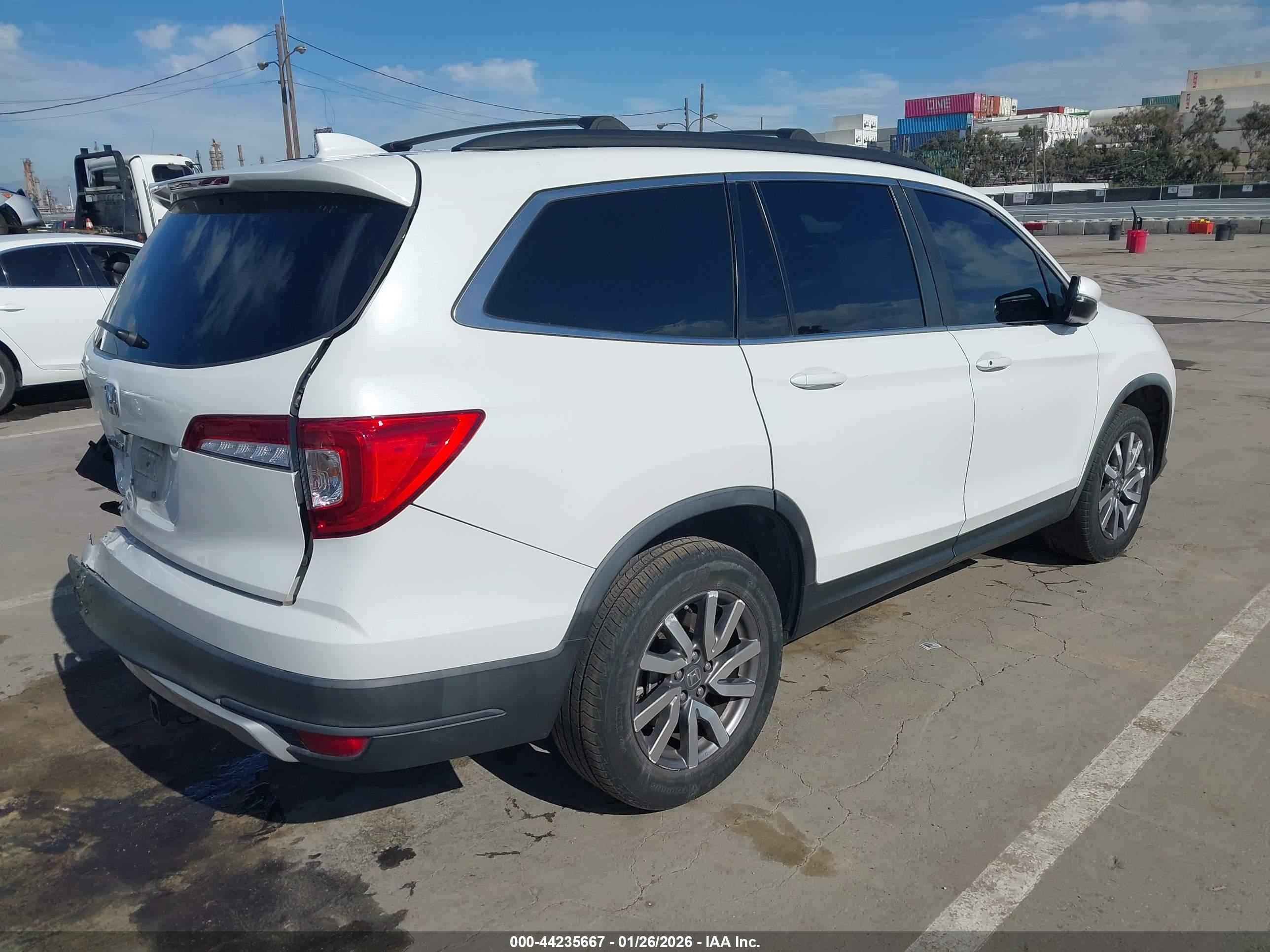 HONDA PILOT image 4