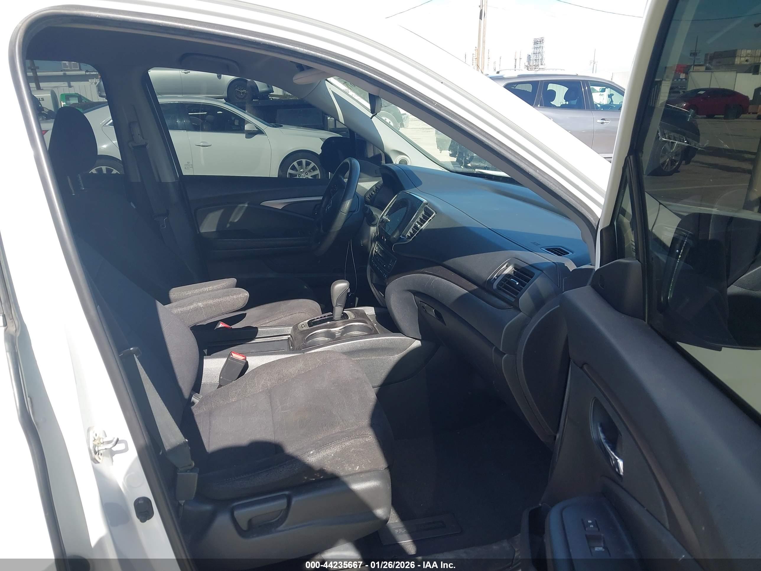 HONDA PILOT image 5