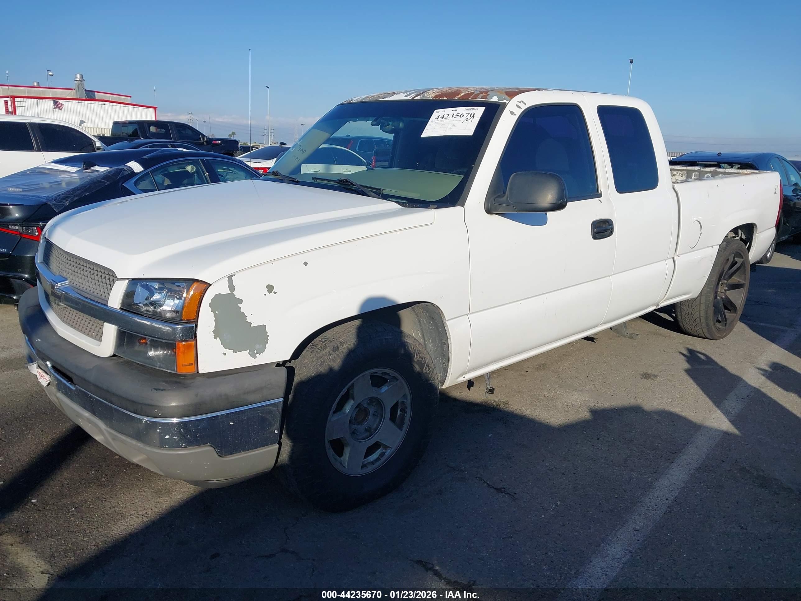 CHEVROLET SILVERADO image 2