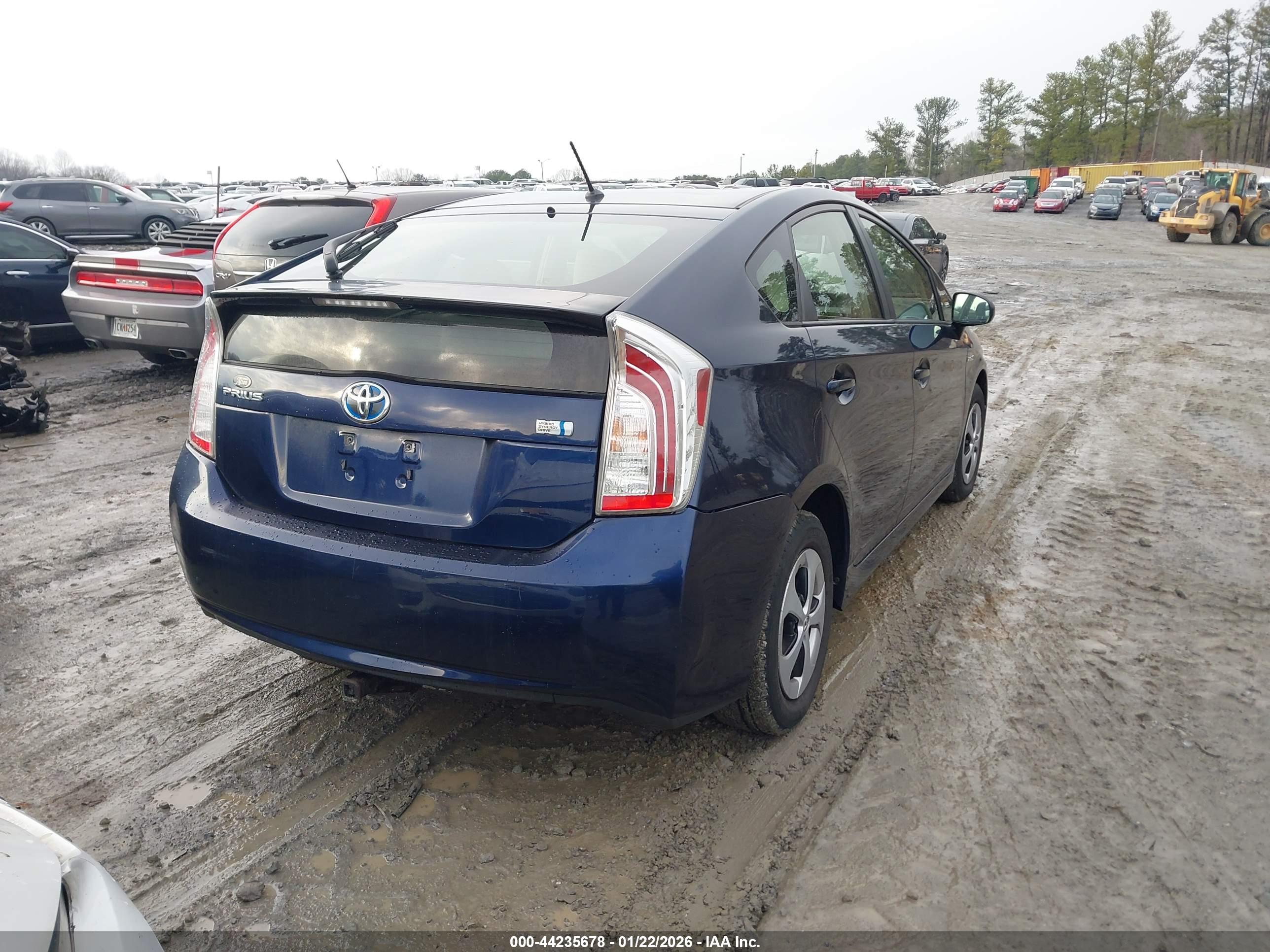 TOYOTA PRIUS image 4