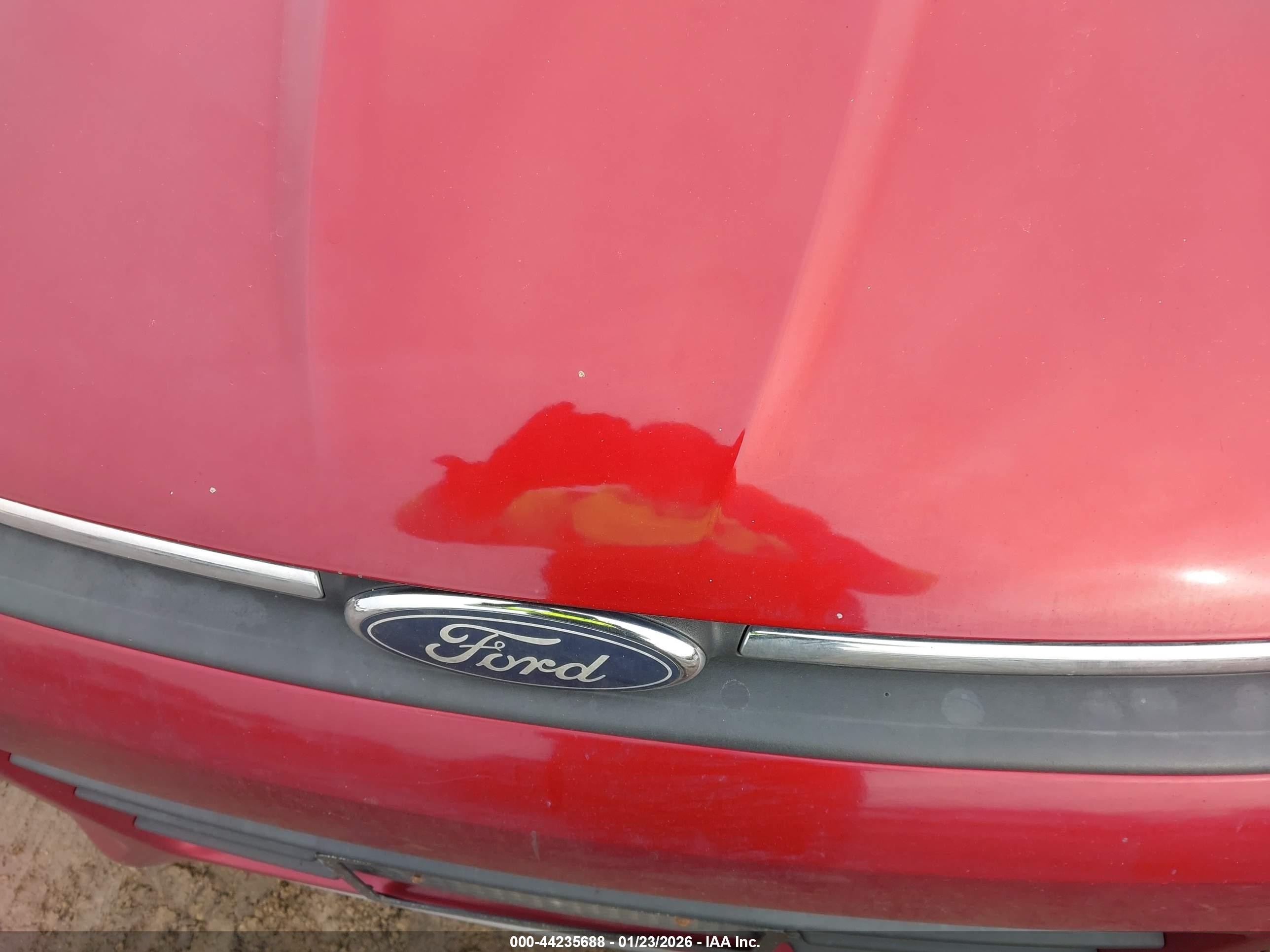 FORD ESCAPE image 6