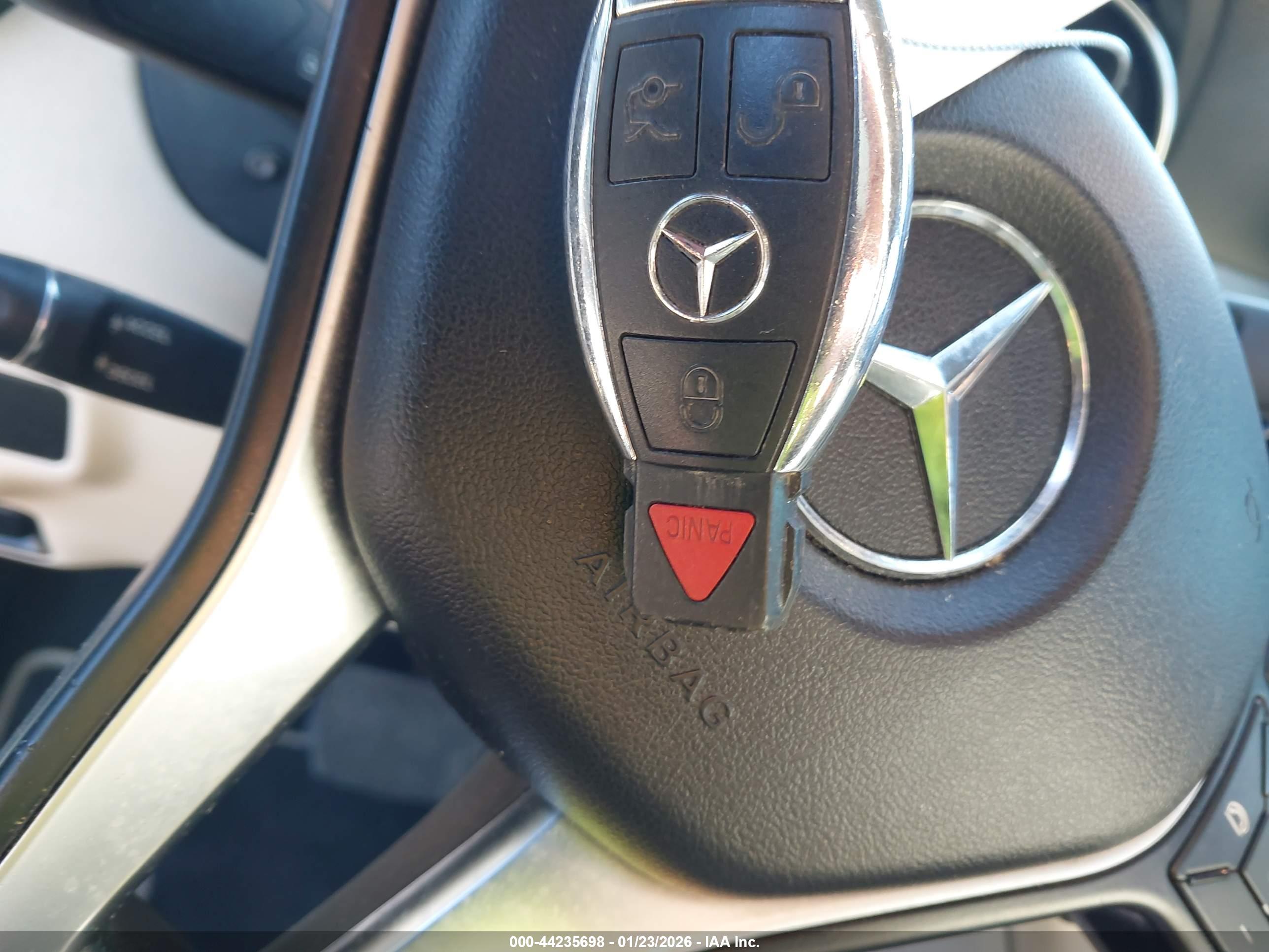 MERCEDES-BENZ CLA image 11