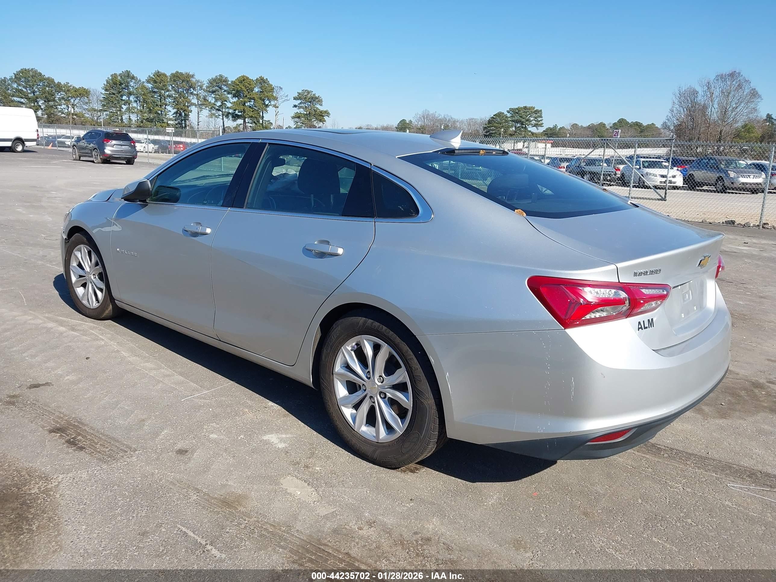 CHEVROLET MALIBU image 3