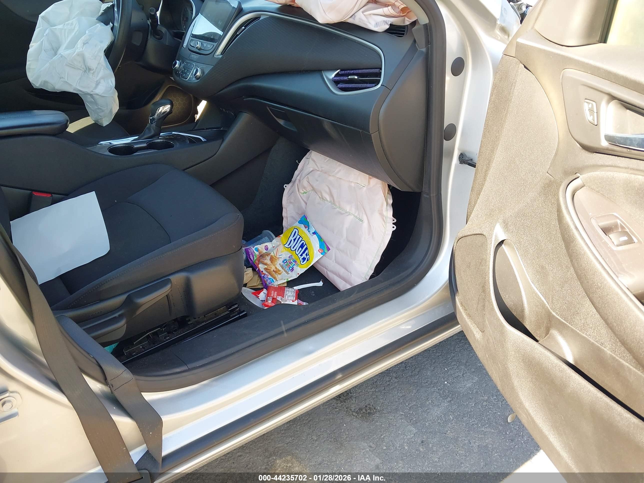 CHEVROLET MALIBU image 5