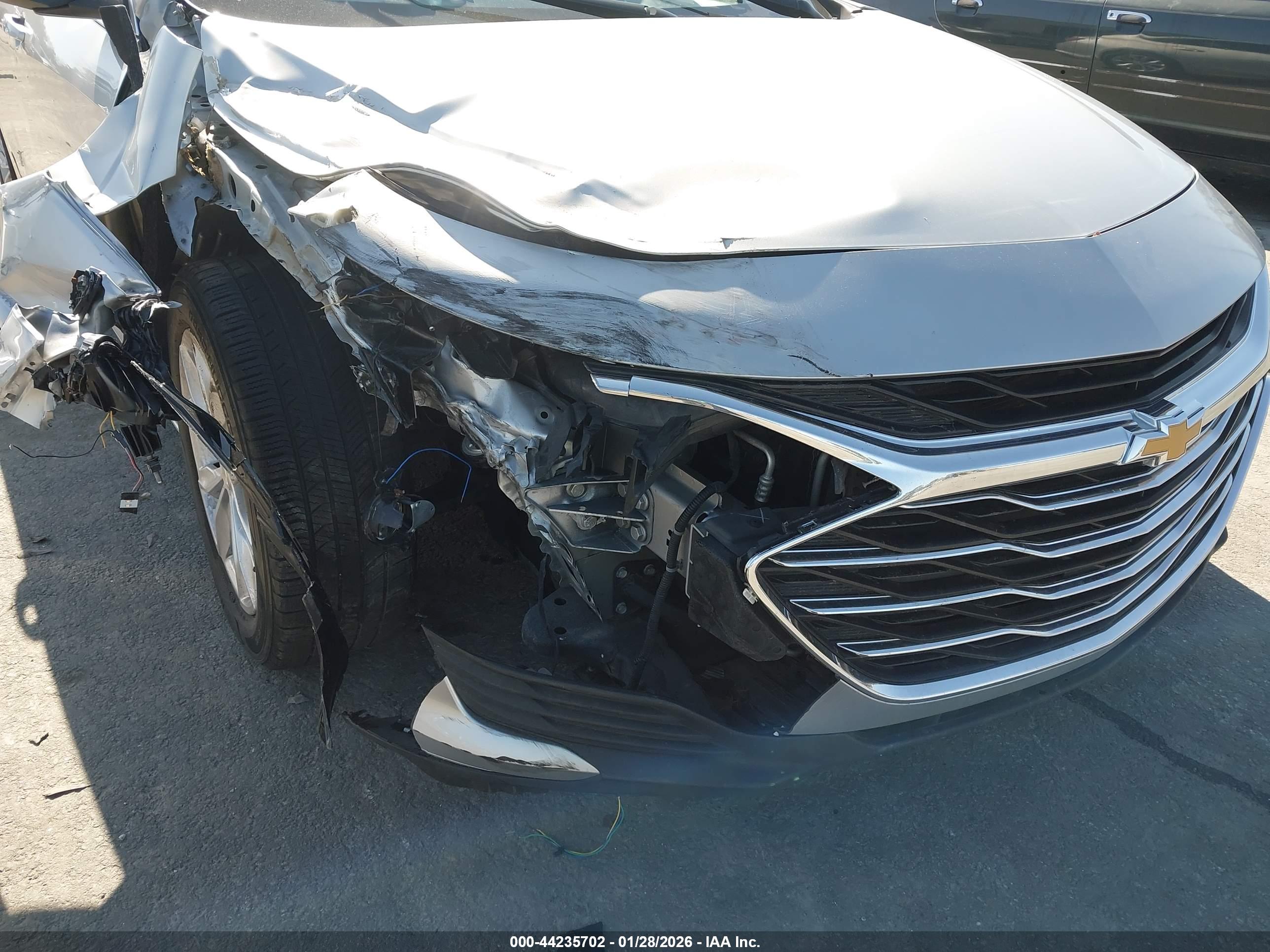 CHEVROLET MALIBU image 6