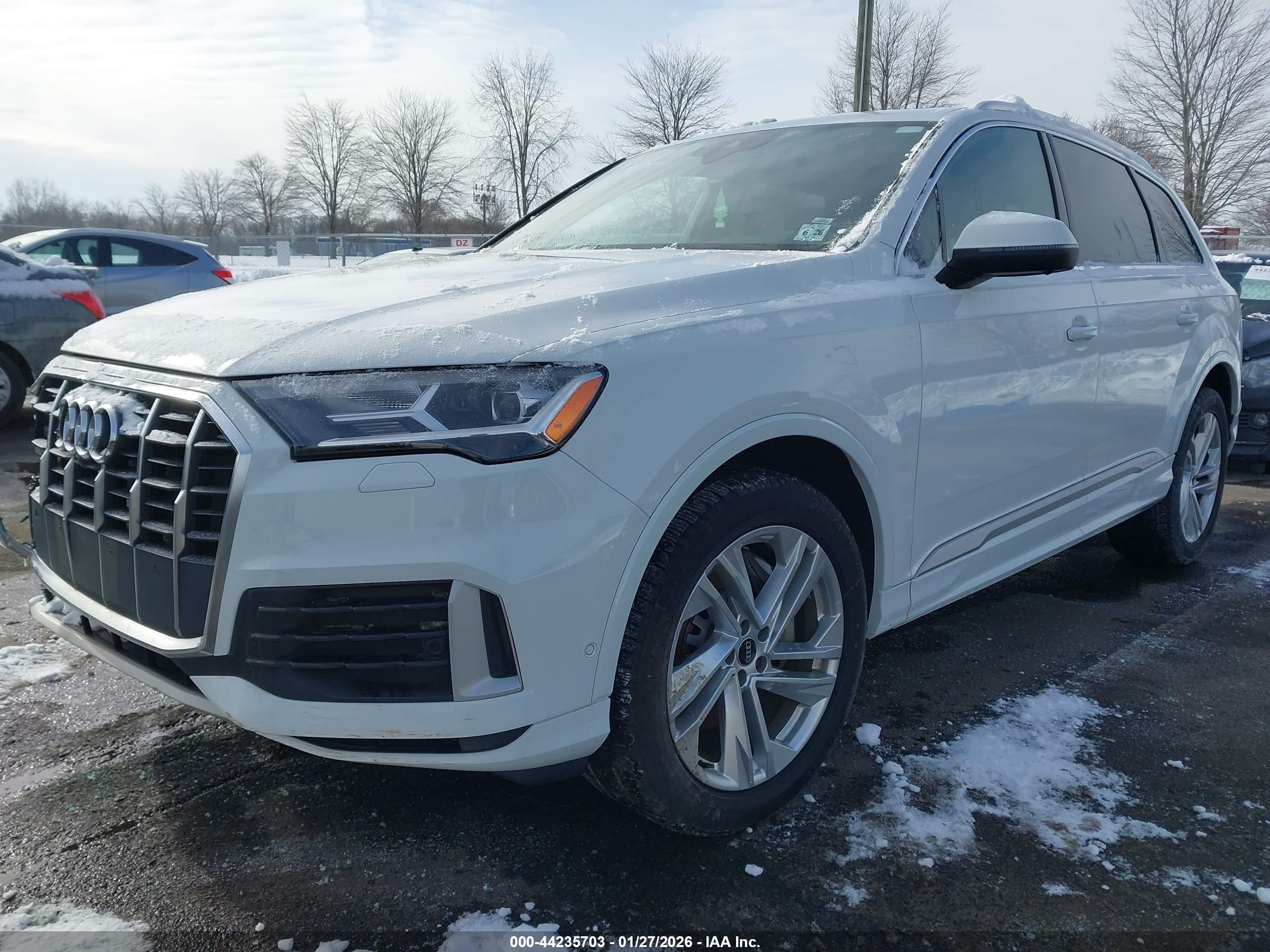 AUDI Q7 image 2