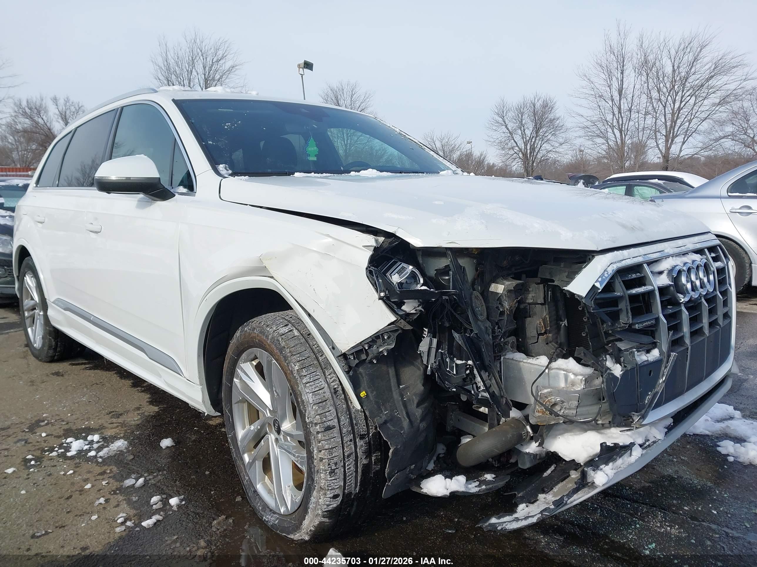 AUDI Q7 image 6
