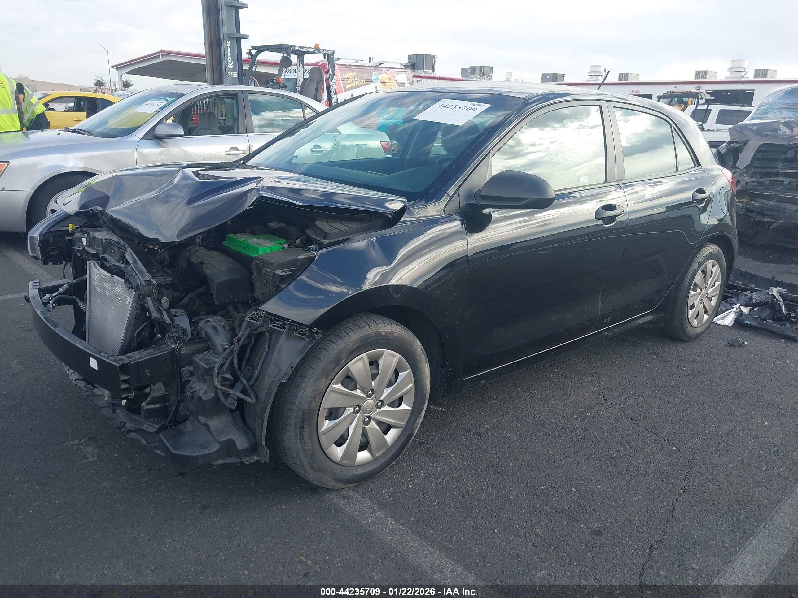KIA RIO image 2