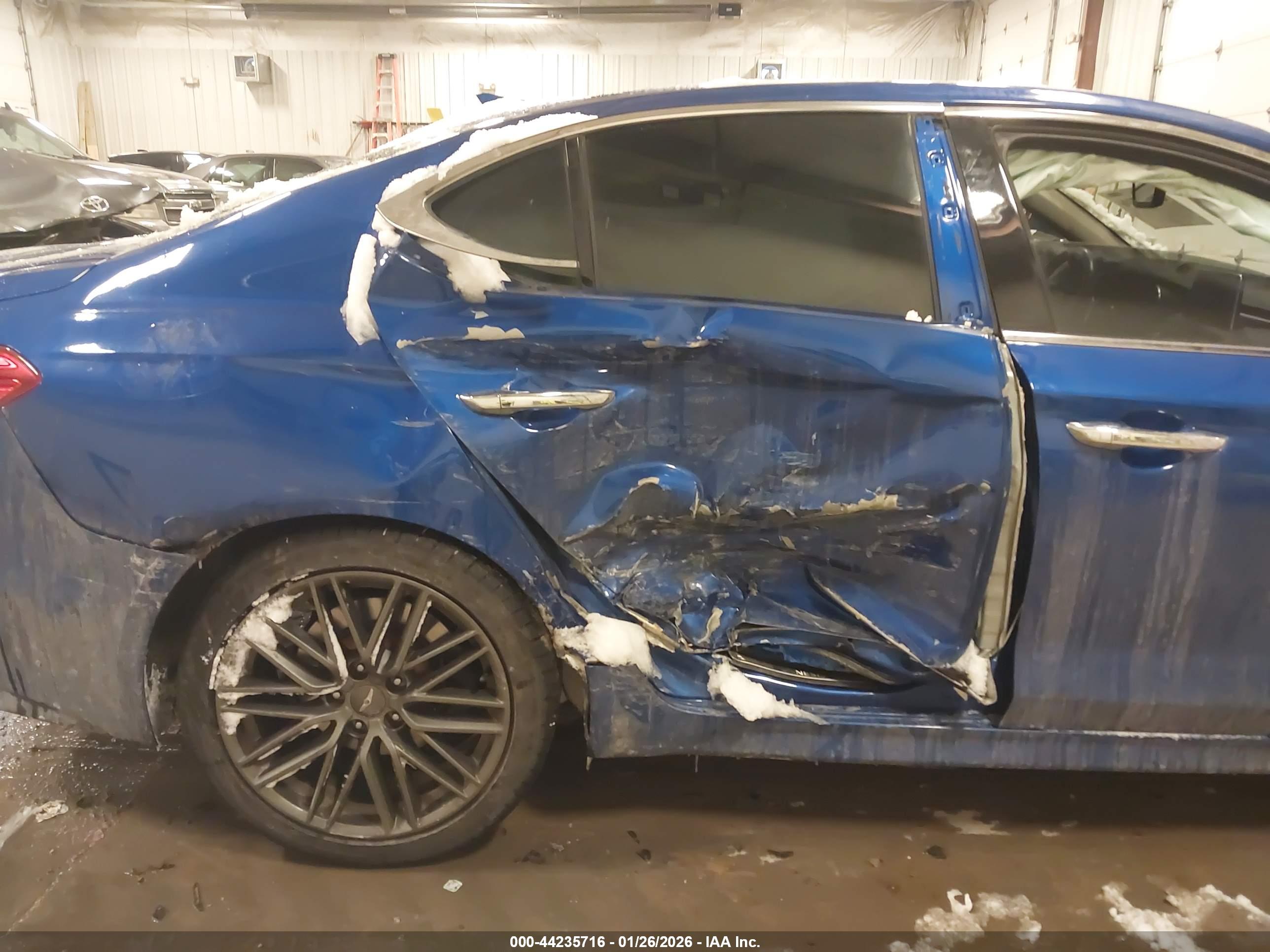GENESIS G70 image 6