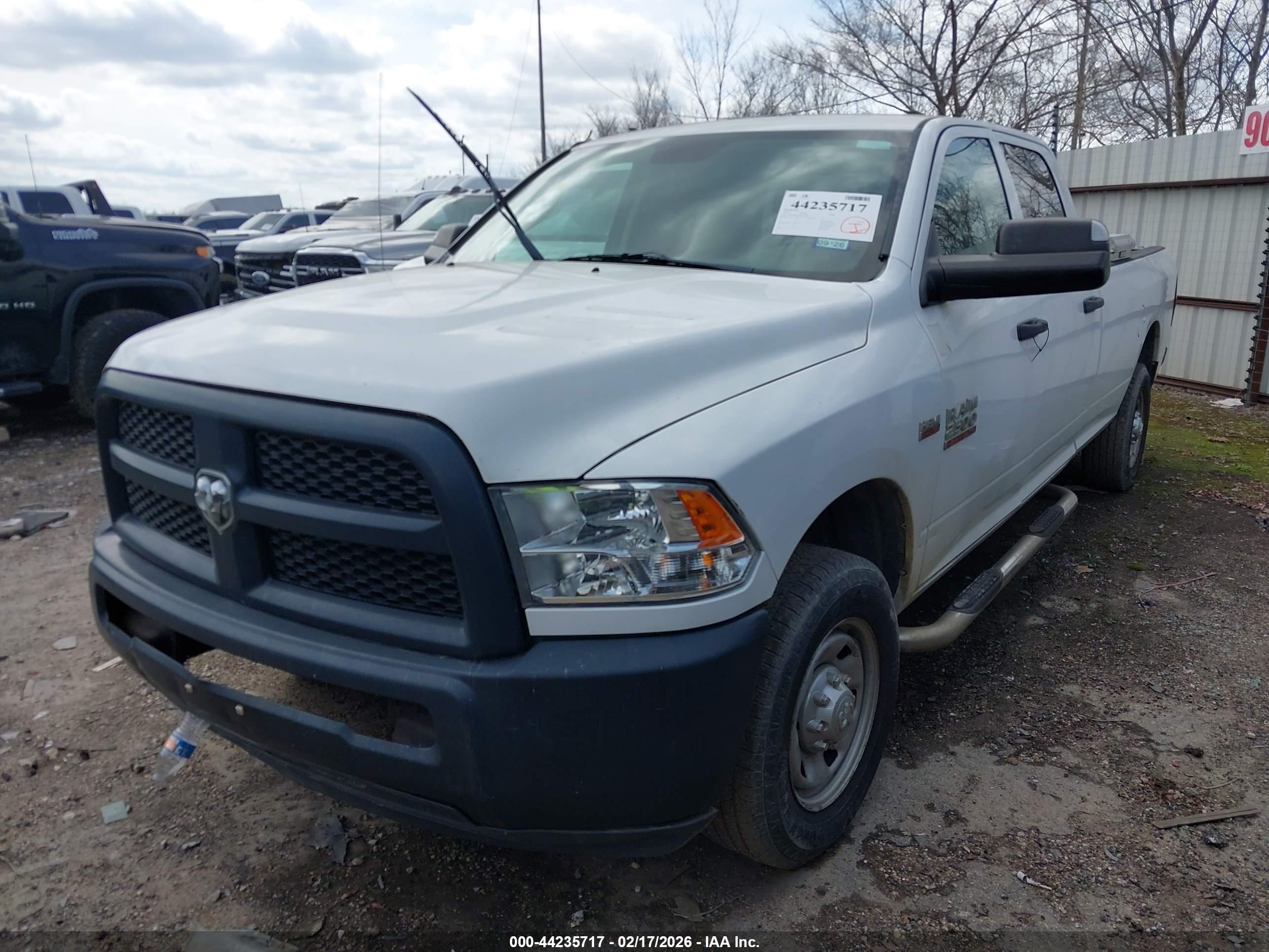 RAM 2500 image 2