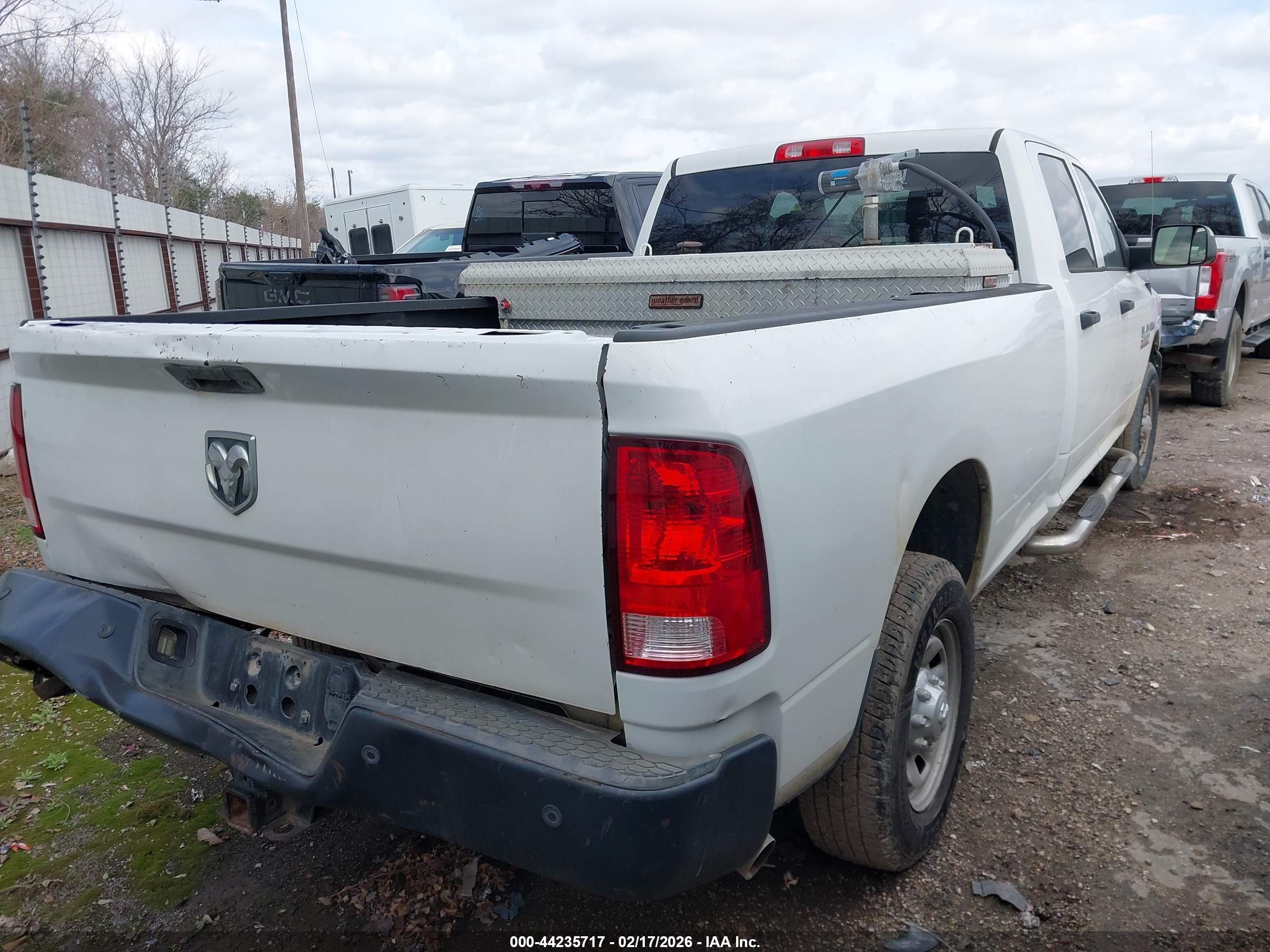 RAM 2500 image 4