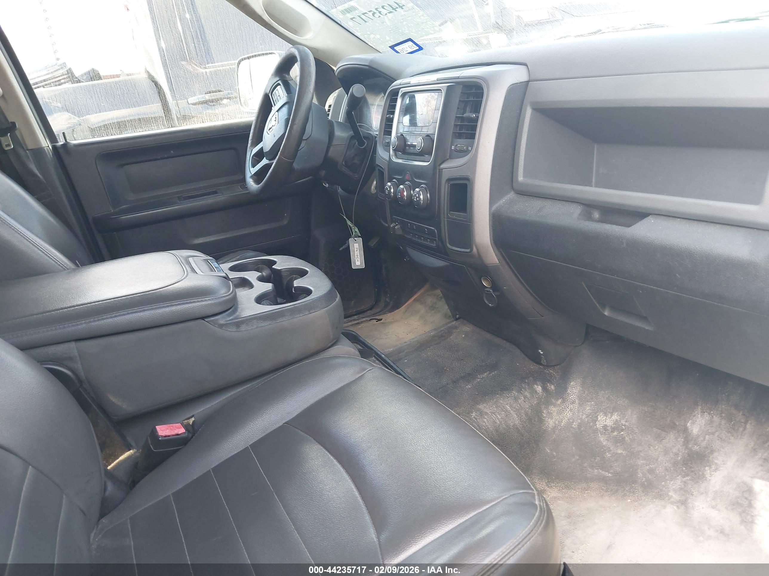 RAM 2500 image 5