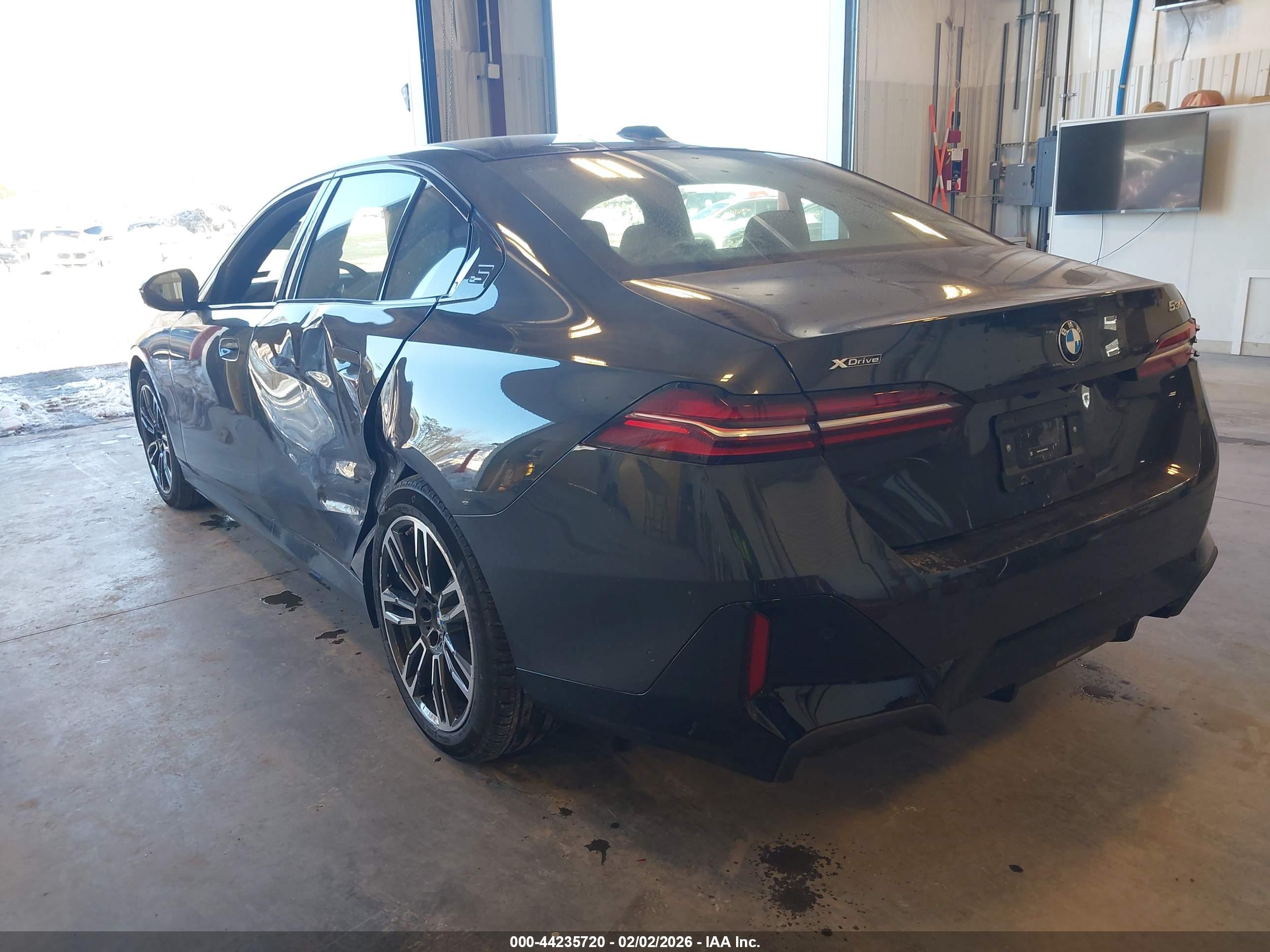 BMW 530I image 3